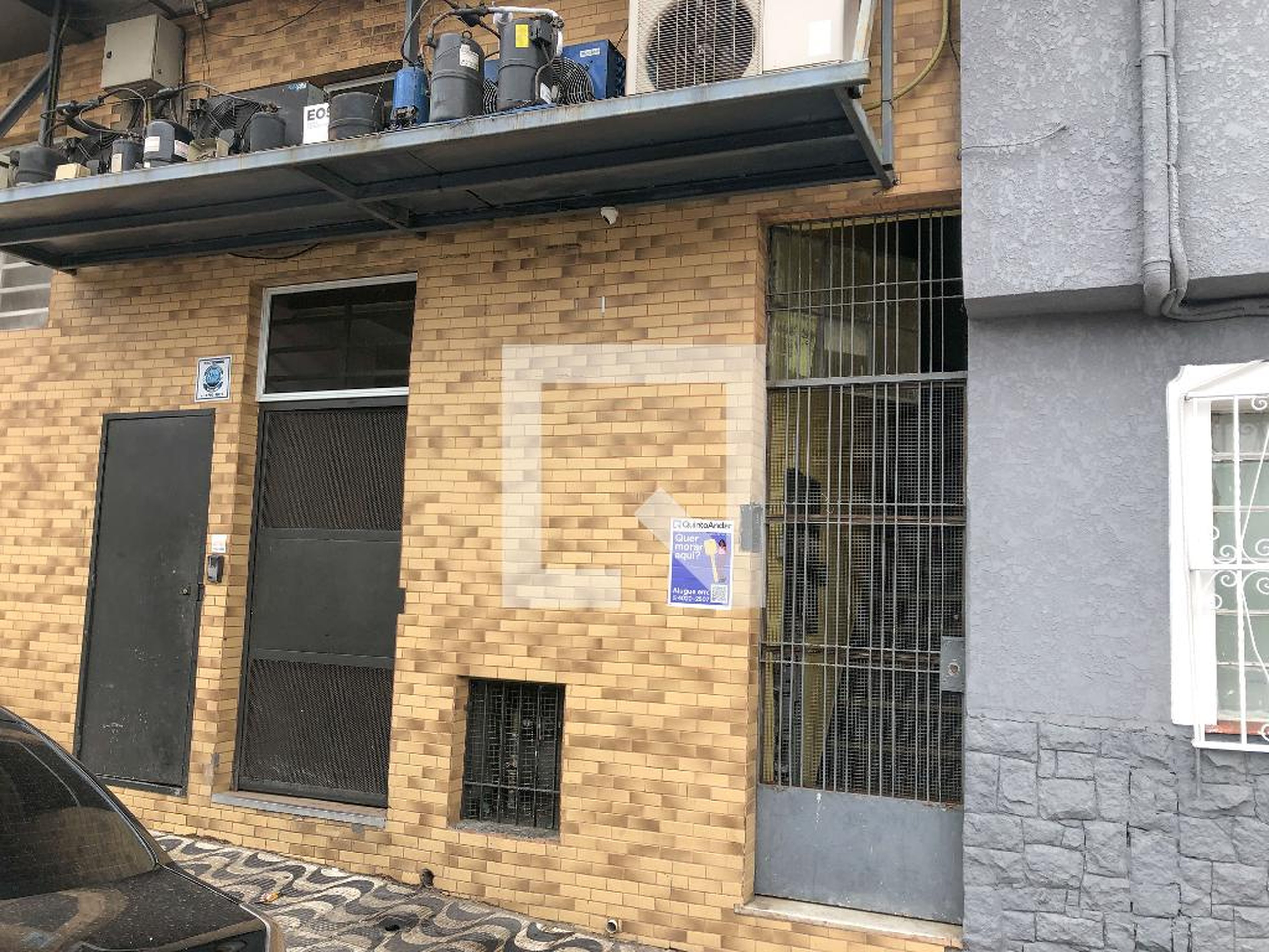 Fachada Condomínio em Rua Vale Formoso, 251