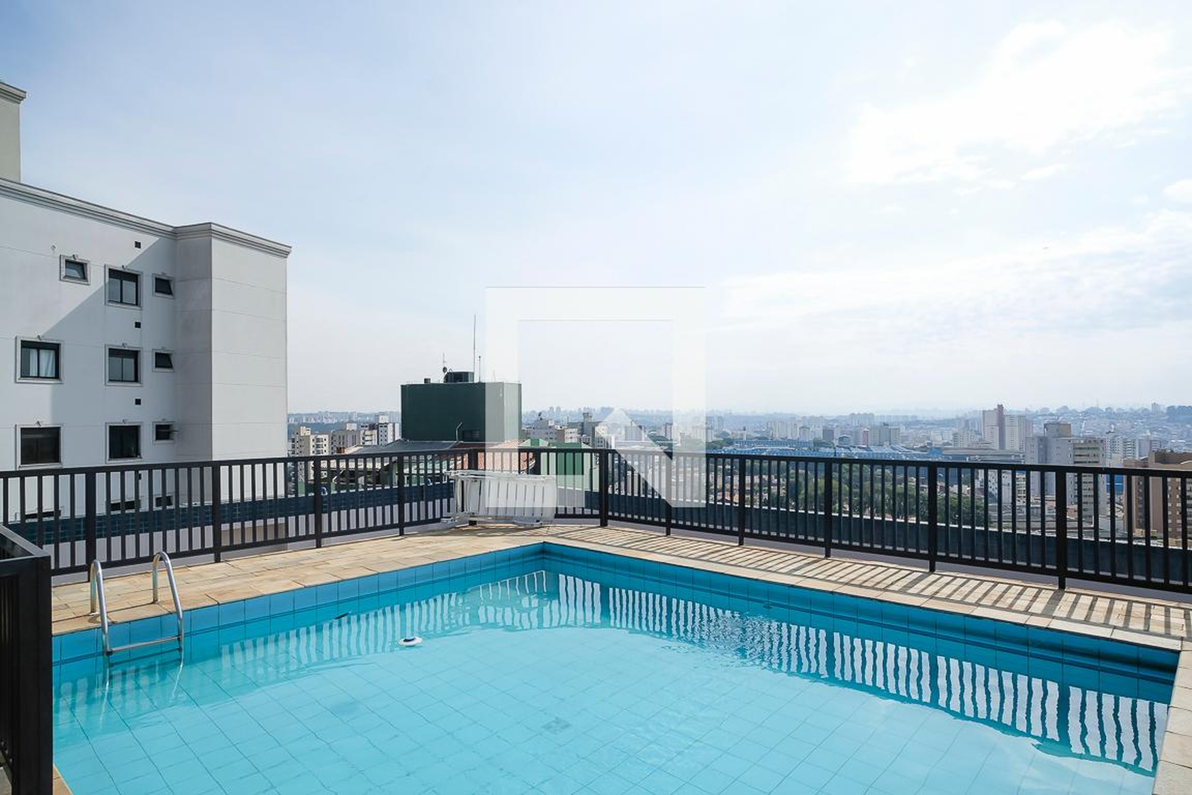 Piscina - Edifício Ouro Negro