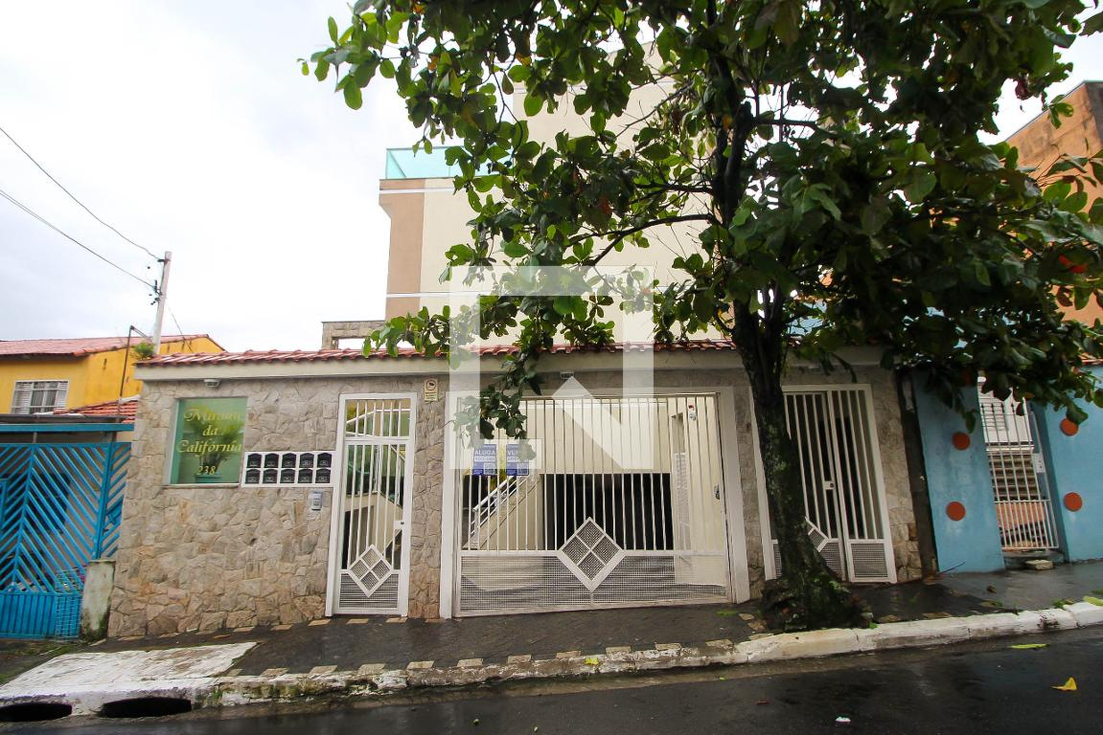 Fachada Condomínio Mirante da California