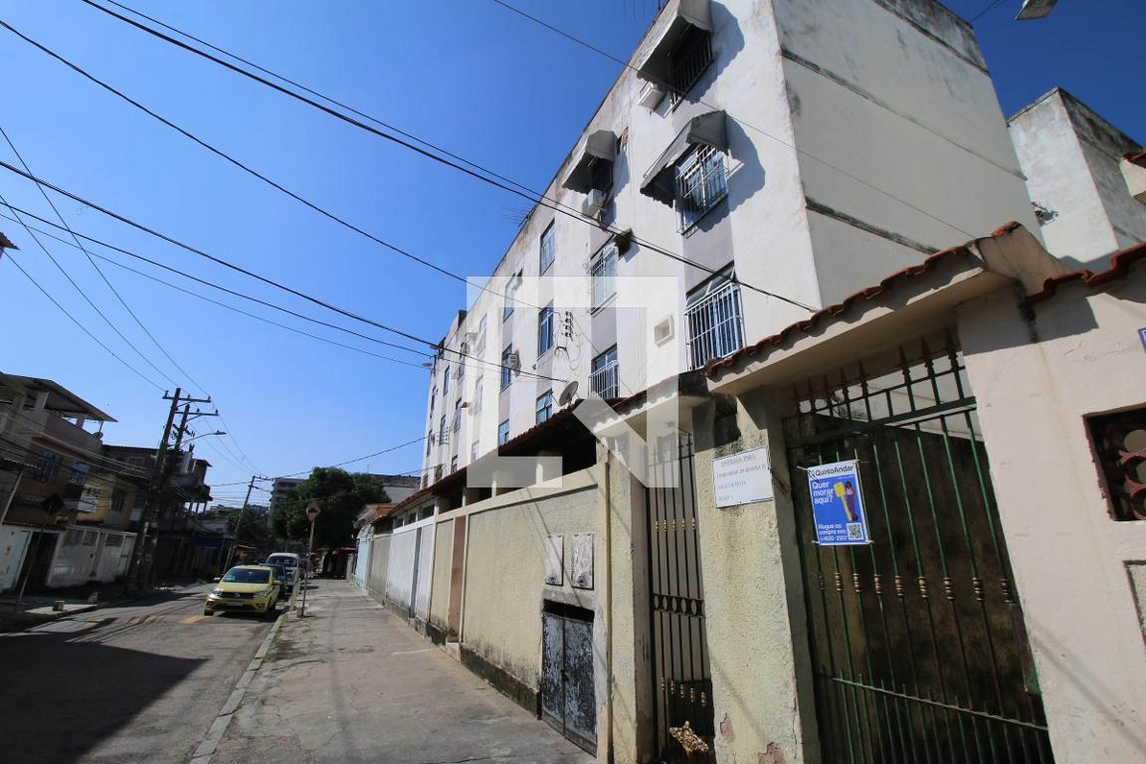 Fachada do Prédio Condomínio em Rua Jorge Gonçalves de Araújo, 0