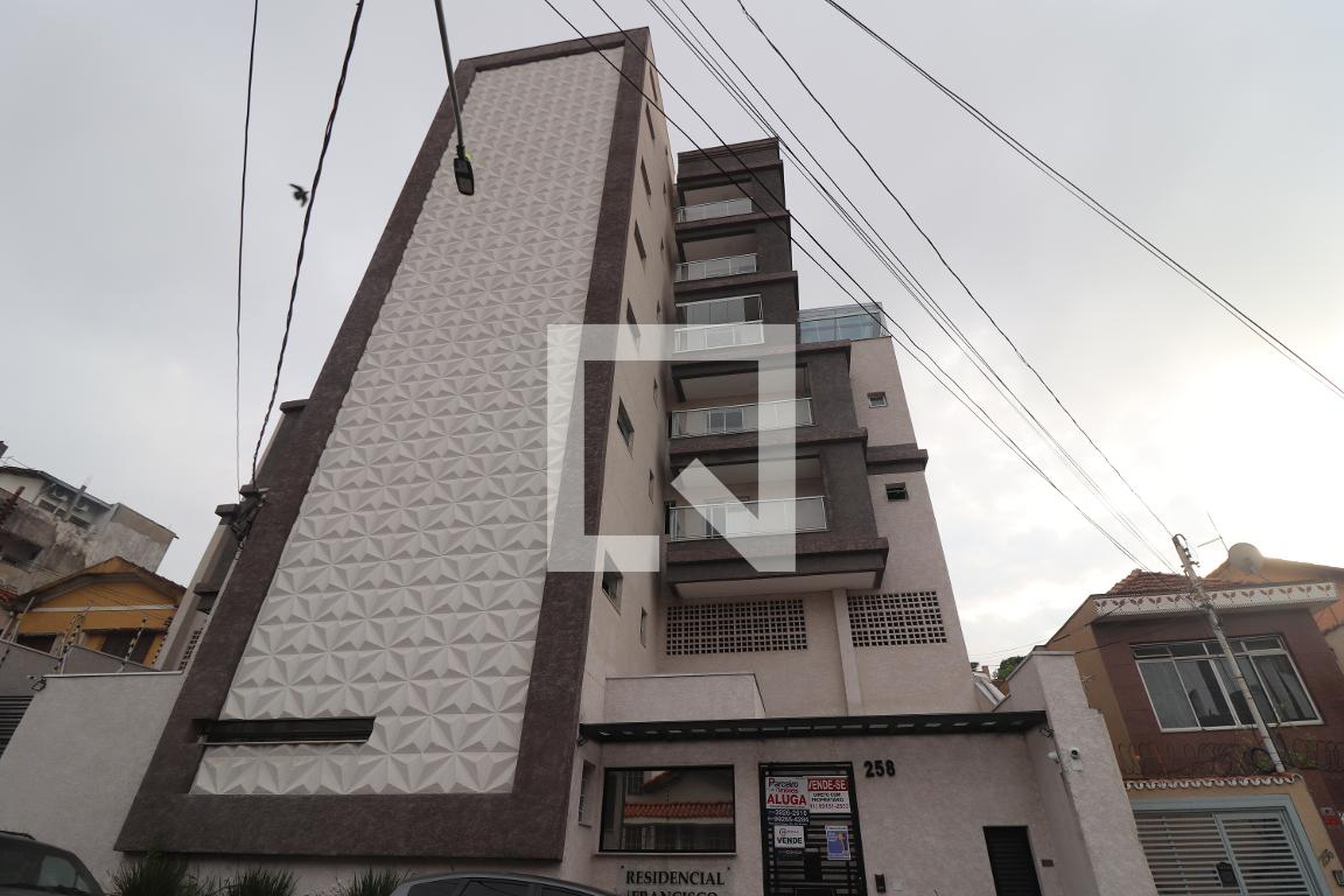 Fachada Condomínio em Rua Santo Antero, 274