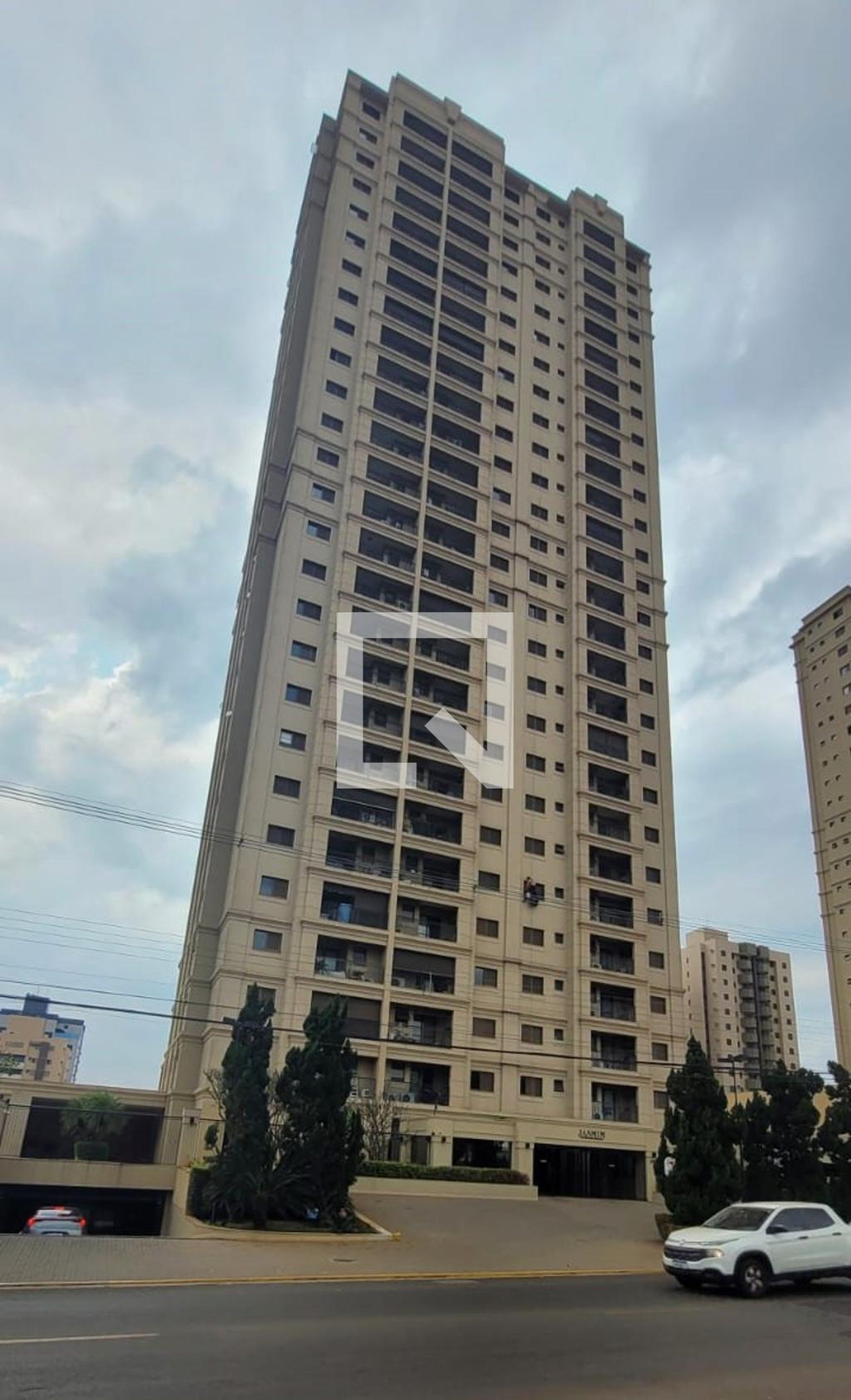 Fachada do Prédio Condomínio Jasmim