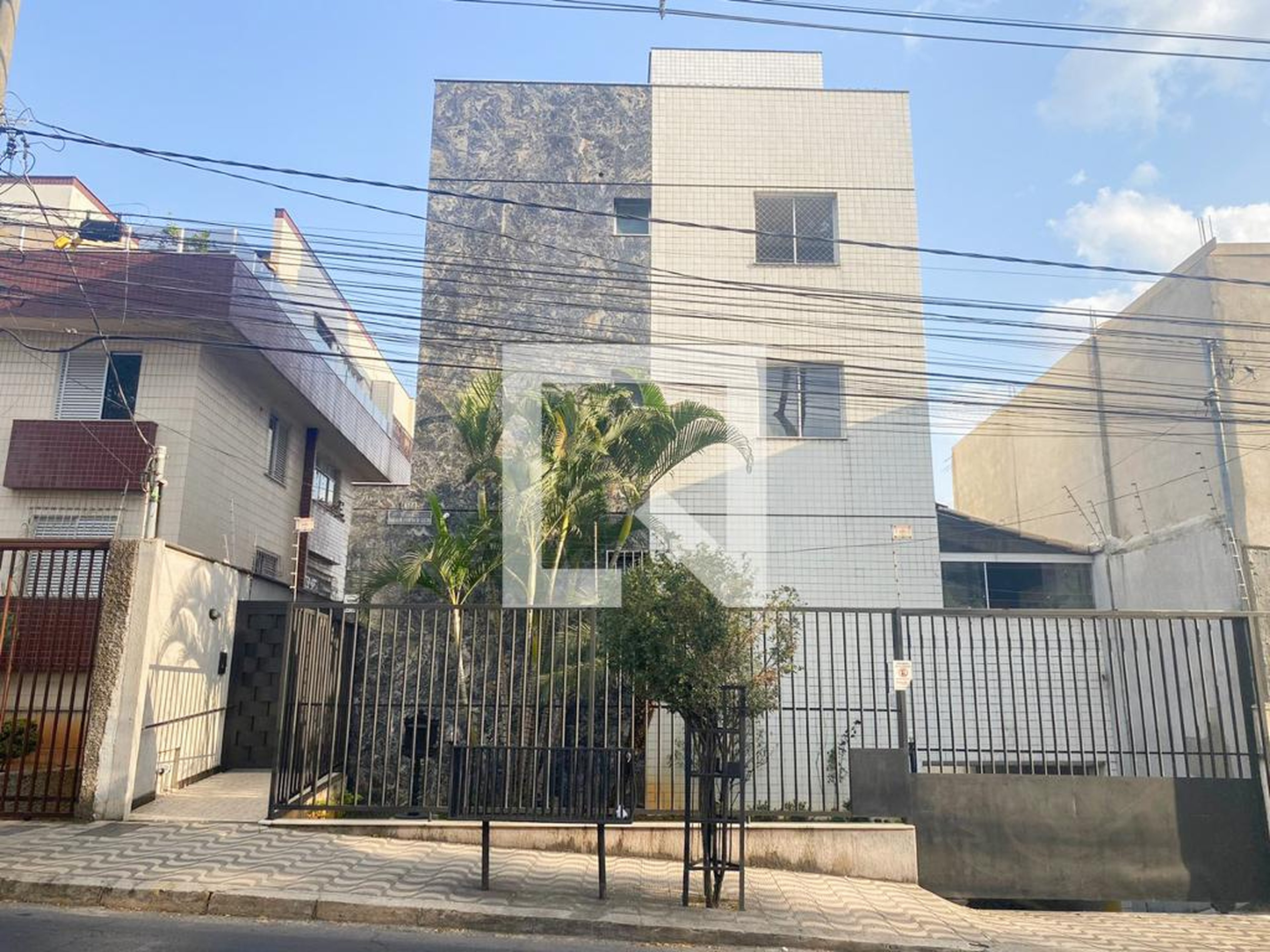 Fachada Condomínio em Rua Póvoa de Varzim, 617