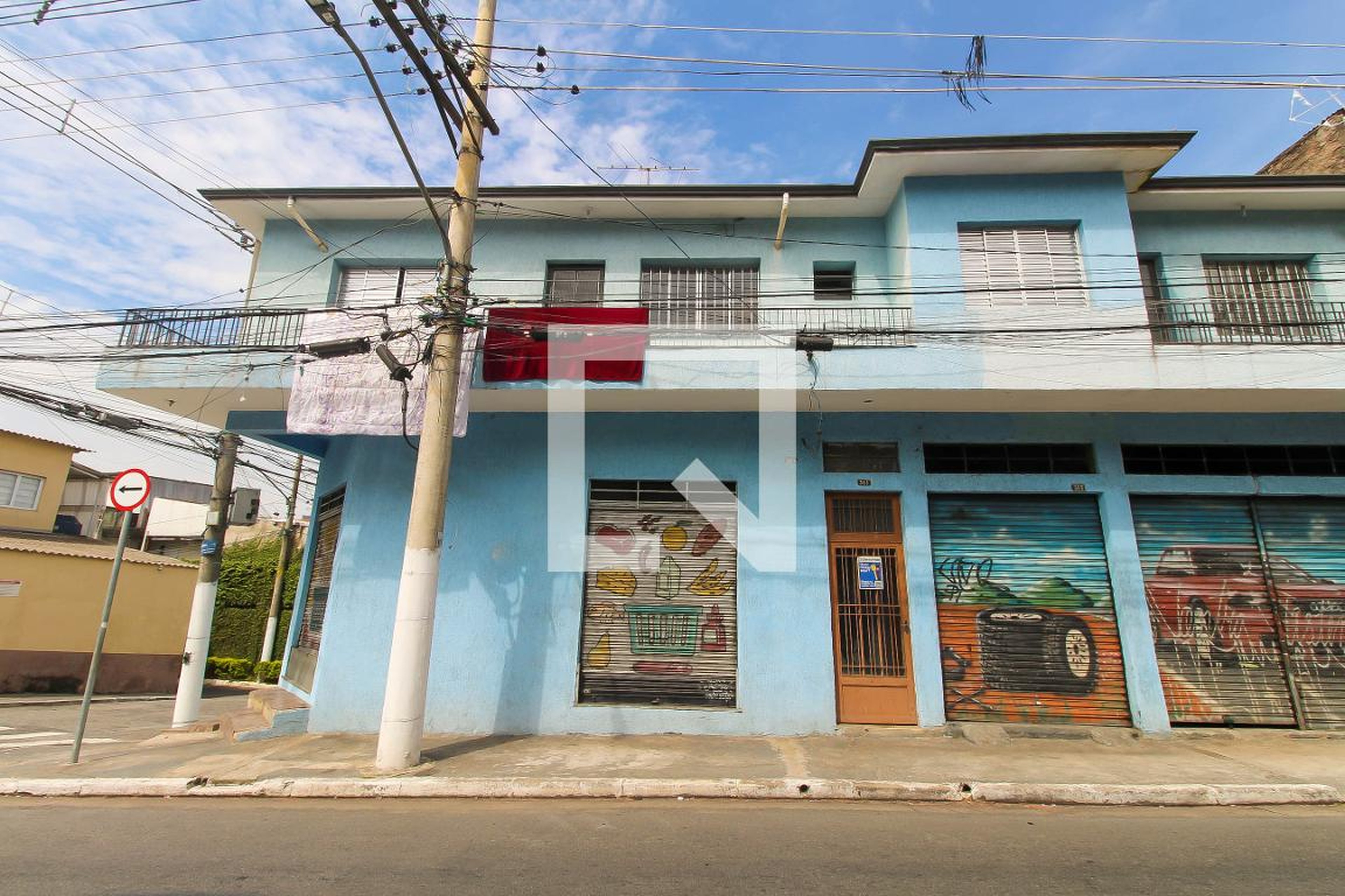 Fachada Condomínio em Rua Hamilton Prado, 361