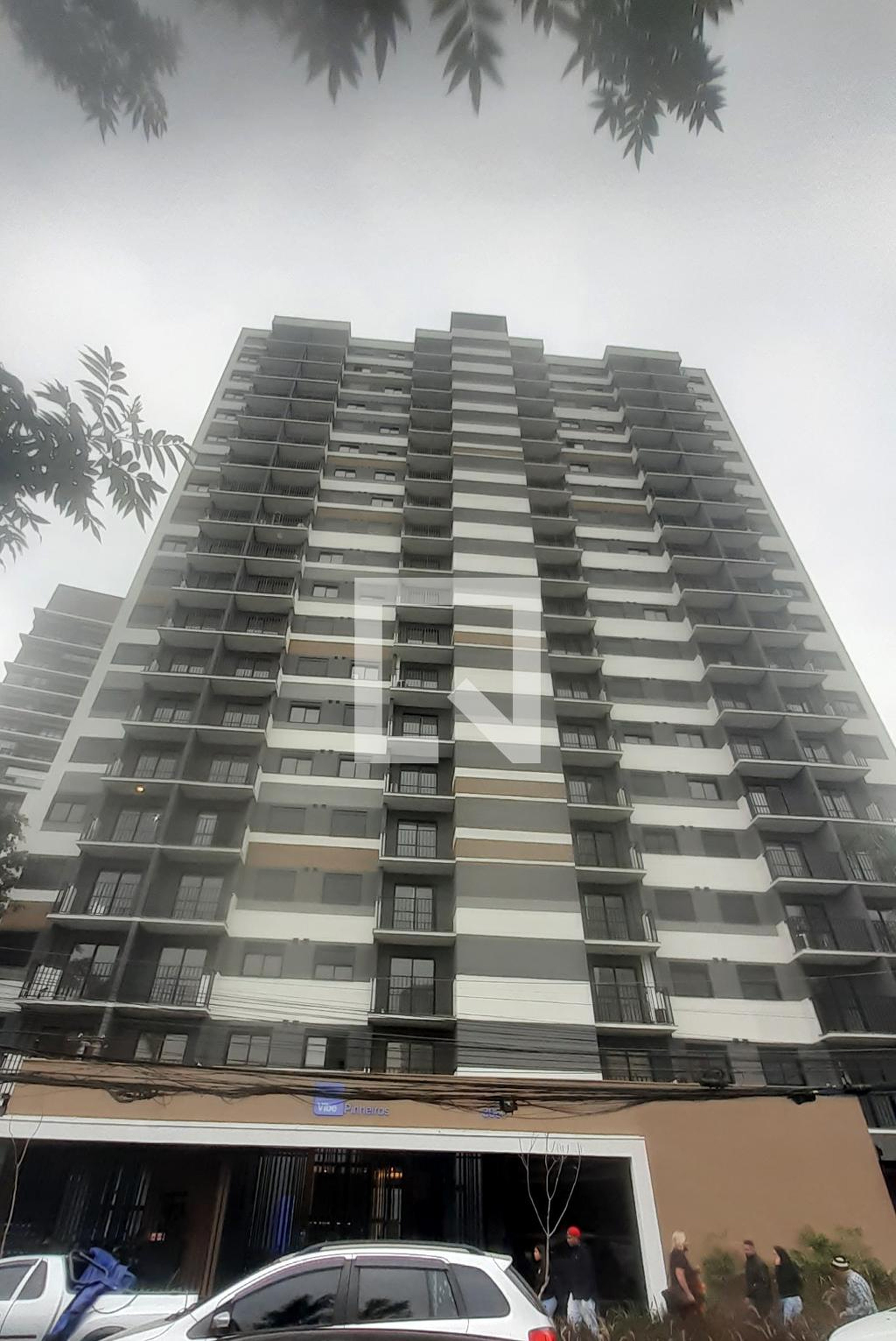 Fachada Condomínio em Rua Cardeal Arcoverde, 306