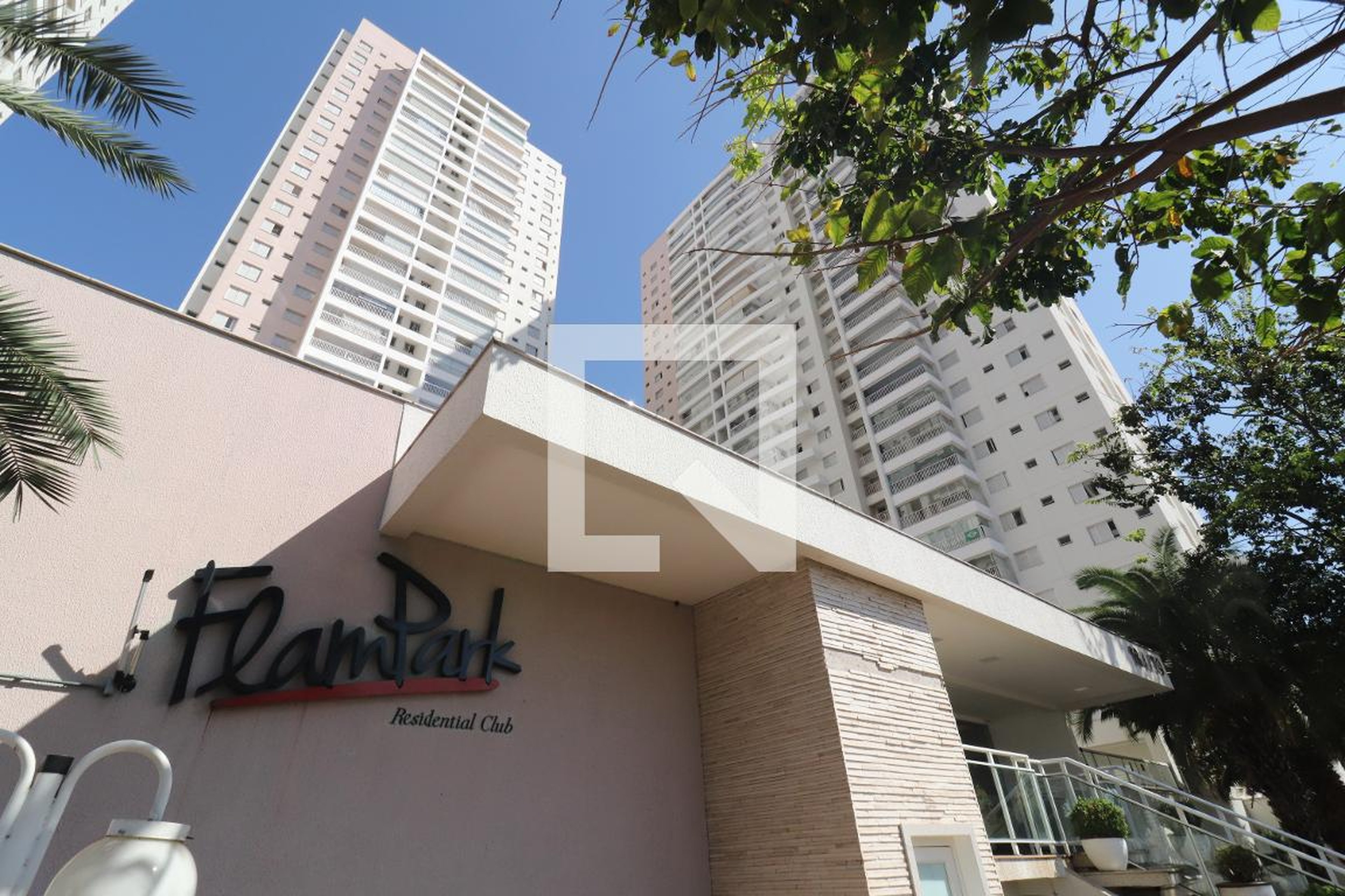 Fachada do Prédio Condomínio Flampark