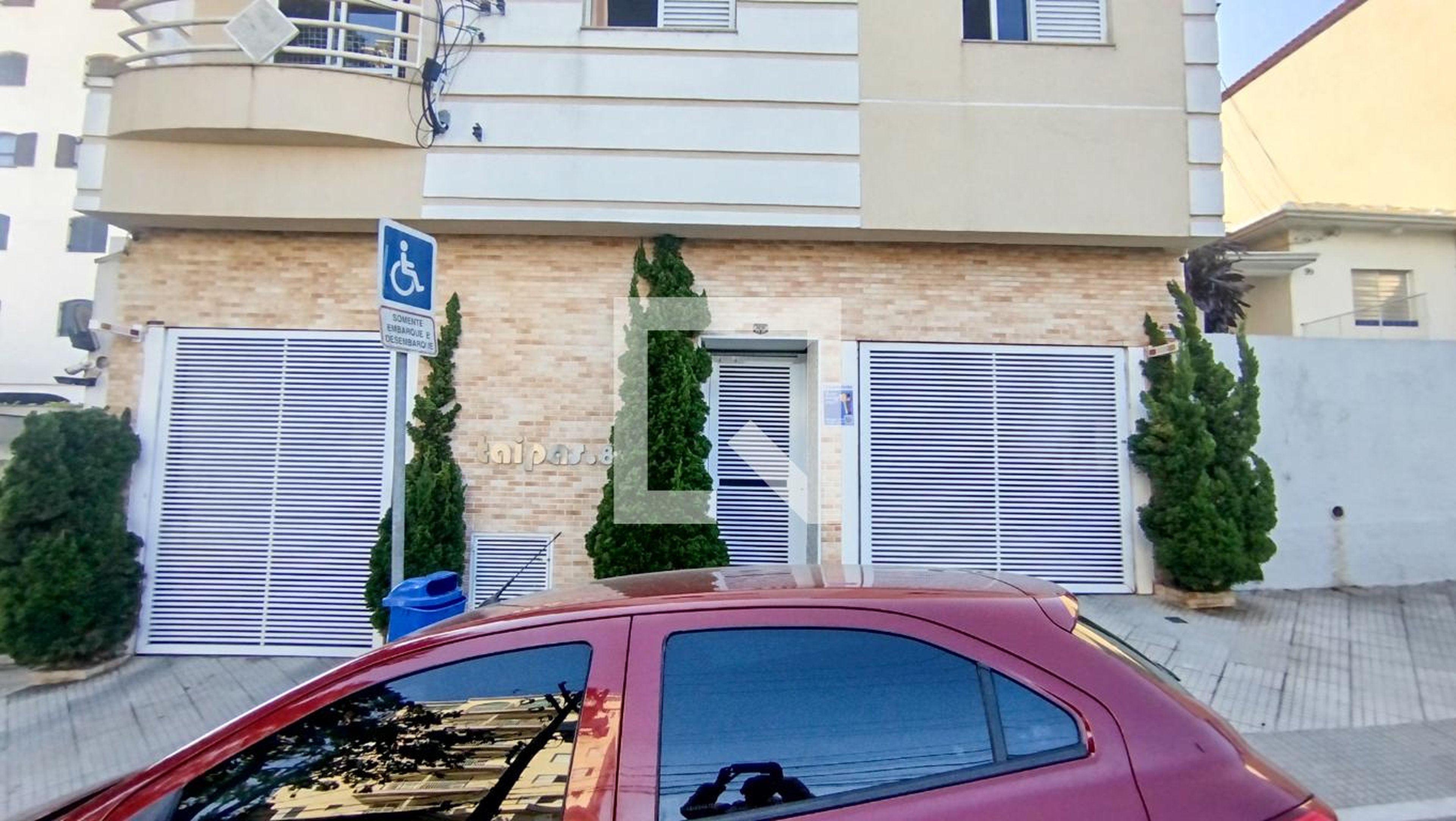 Fachada Edifício Taipas