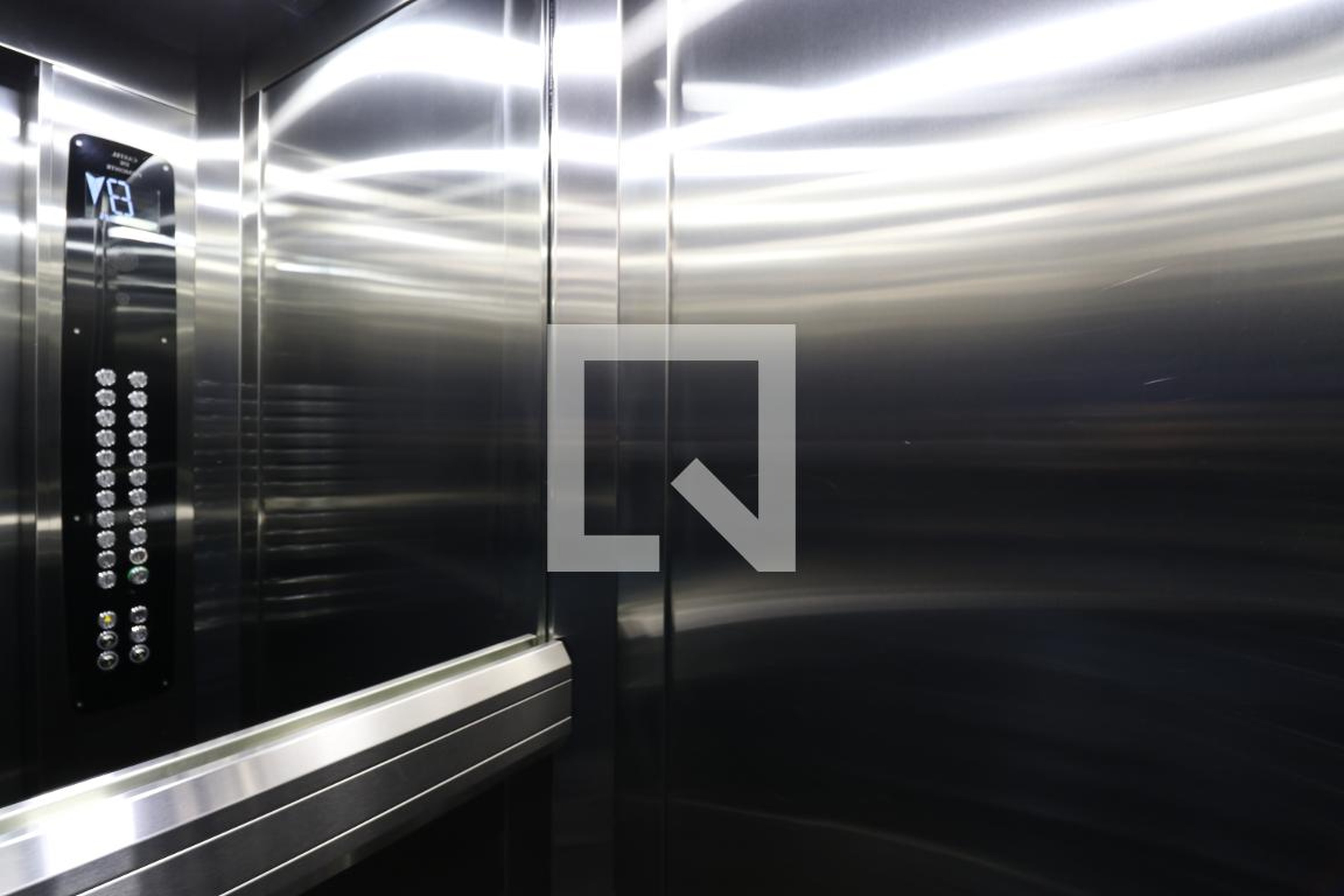 Elevador - Castel de Piemonte