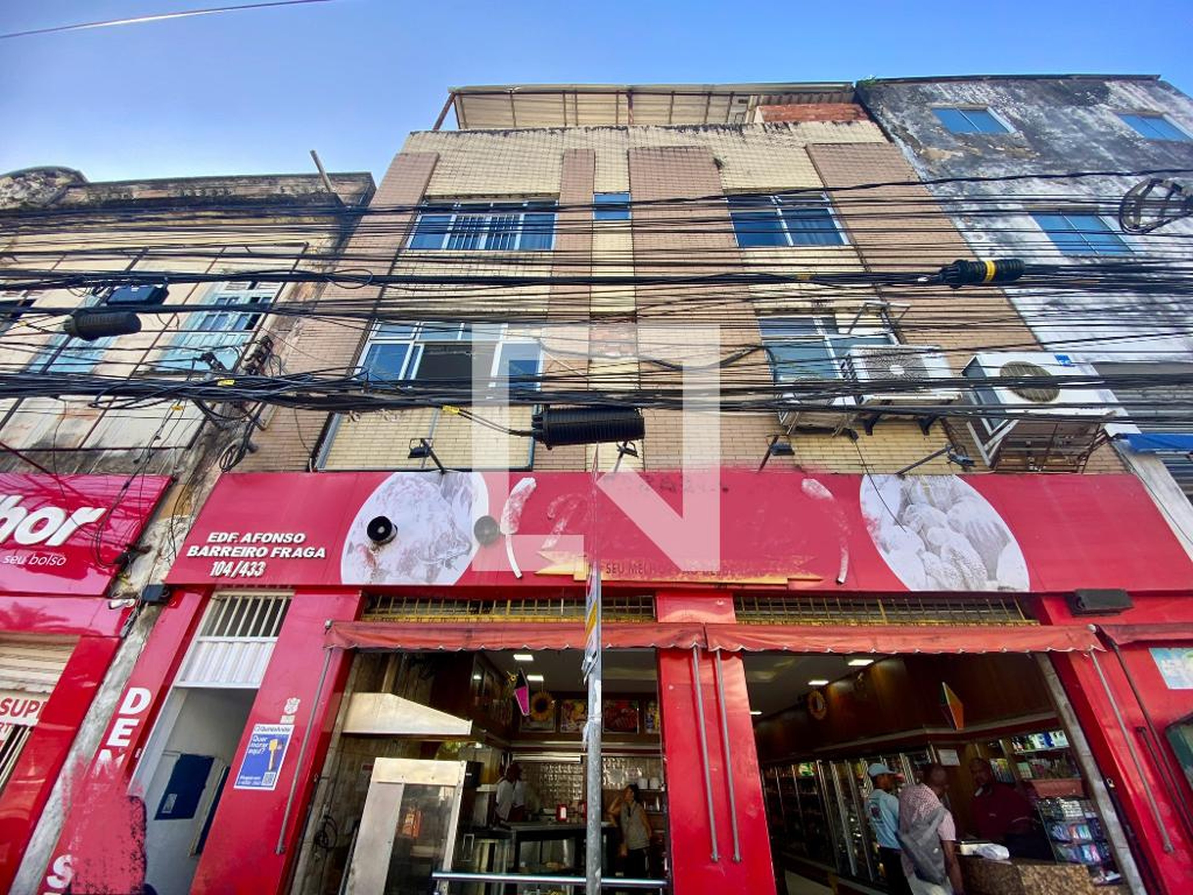 Fachada Condomínio em Avenida Joana Angélica, 433