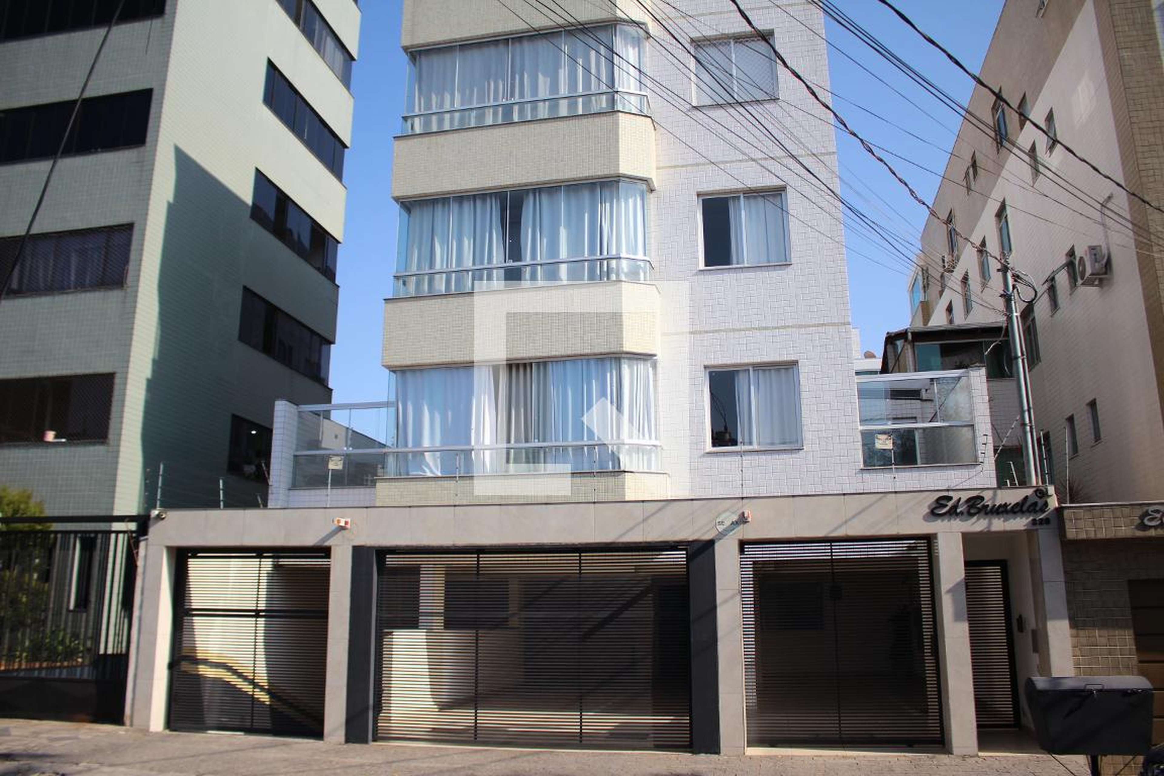 Fachada Condomínio em Rua da Bélgica, 228