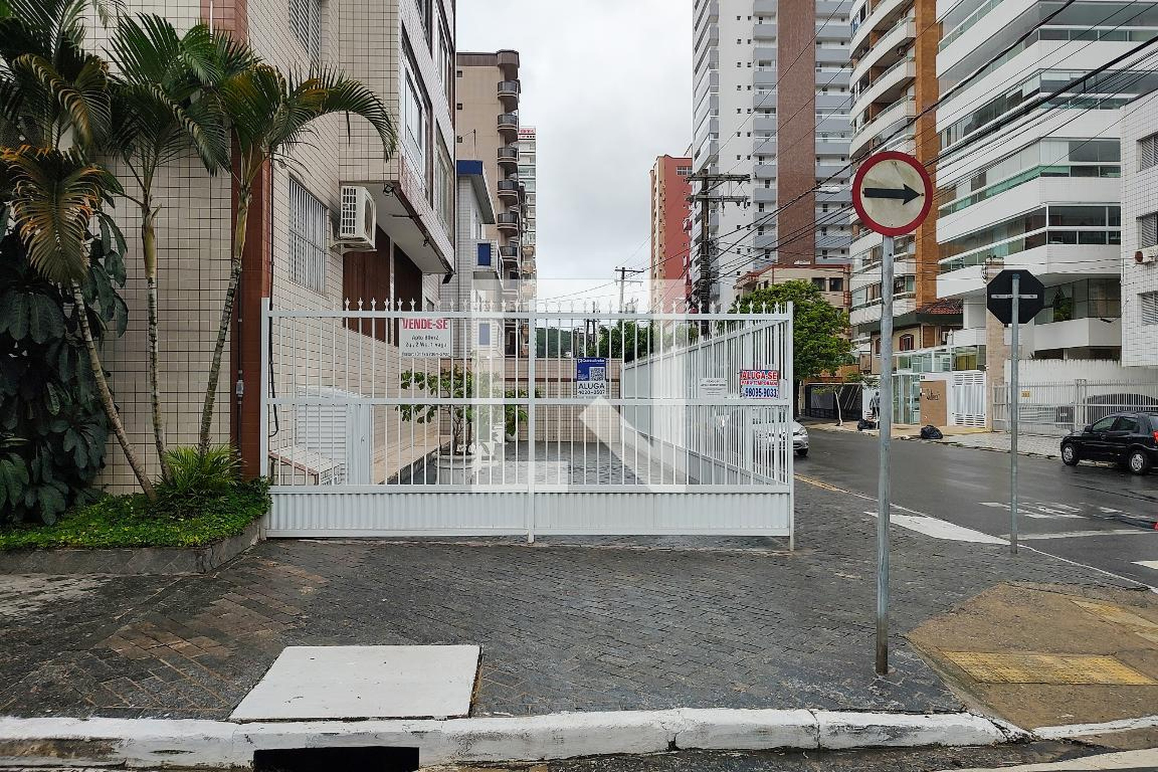 Fachada do Prédio Condomínio Teruel