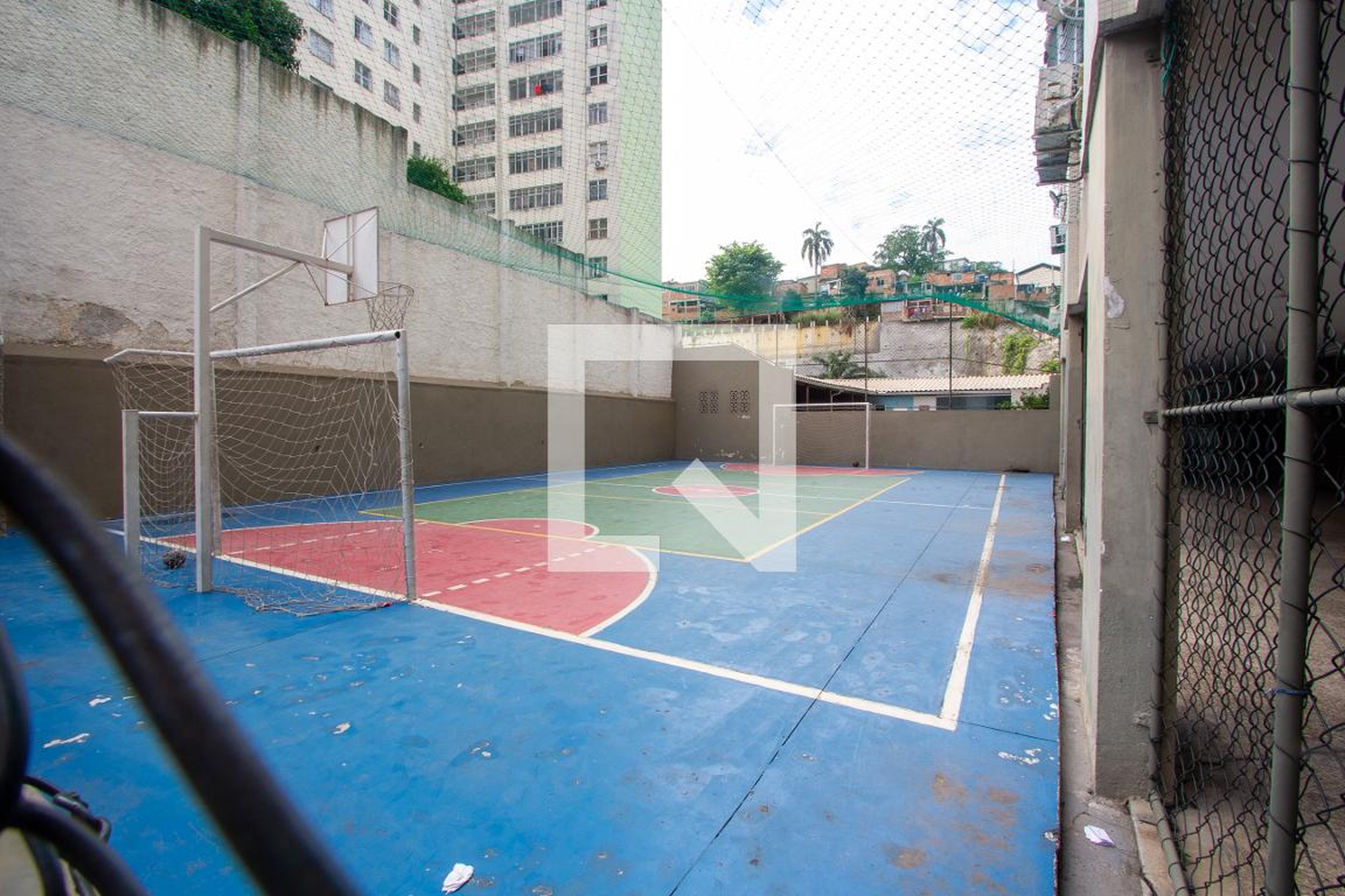 Quadra Esportiva - Cidades de Santerem e Evora