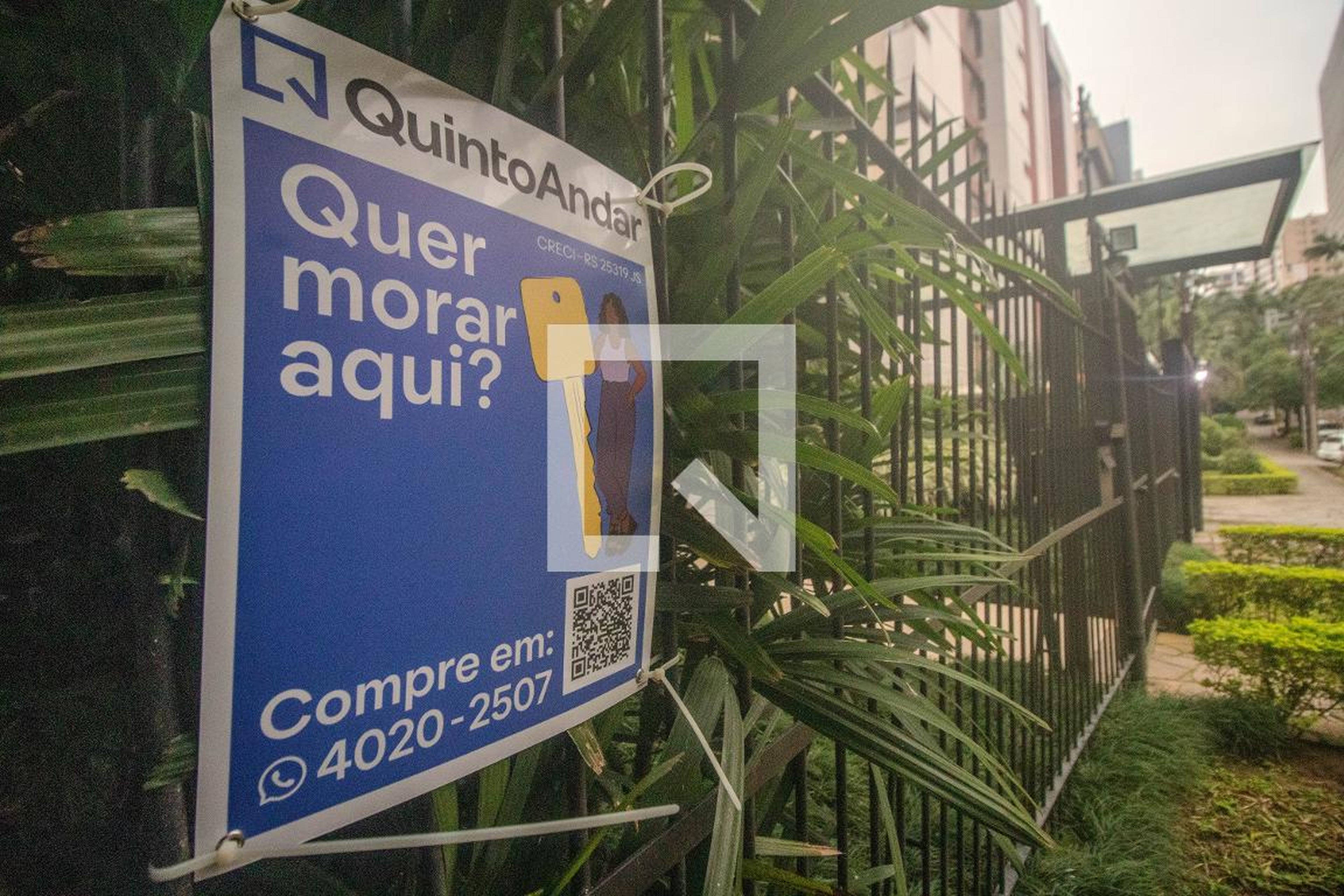 Fachada Condomínio em Rua Antônio Parreiras, 102