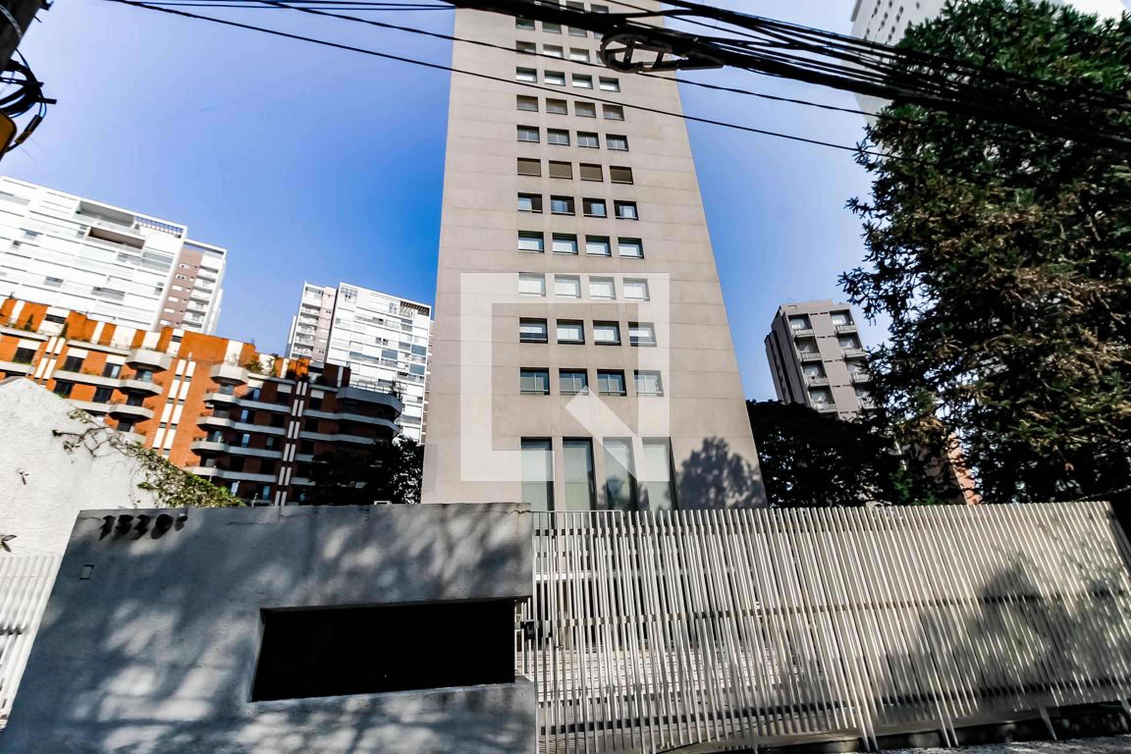 Fachada do Prédio Condomínio Metrópolis