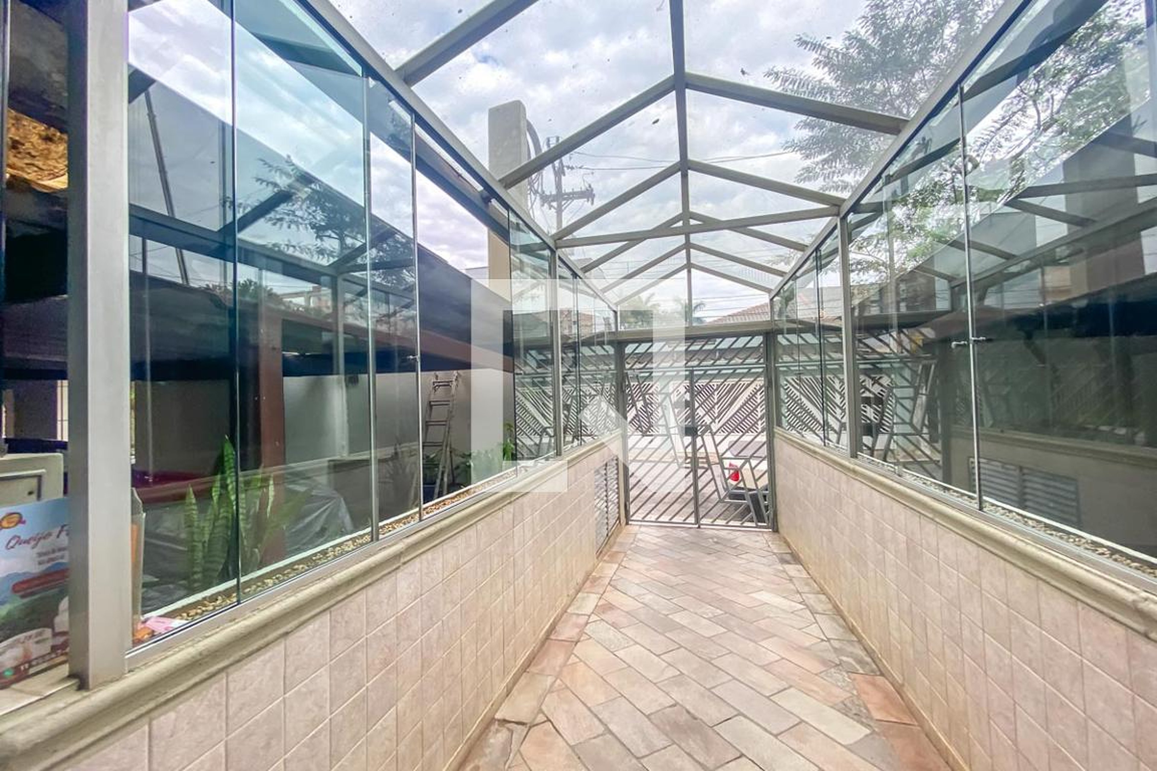 Entrada - Edifício Vitor El Khouri