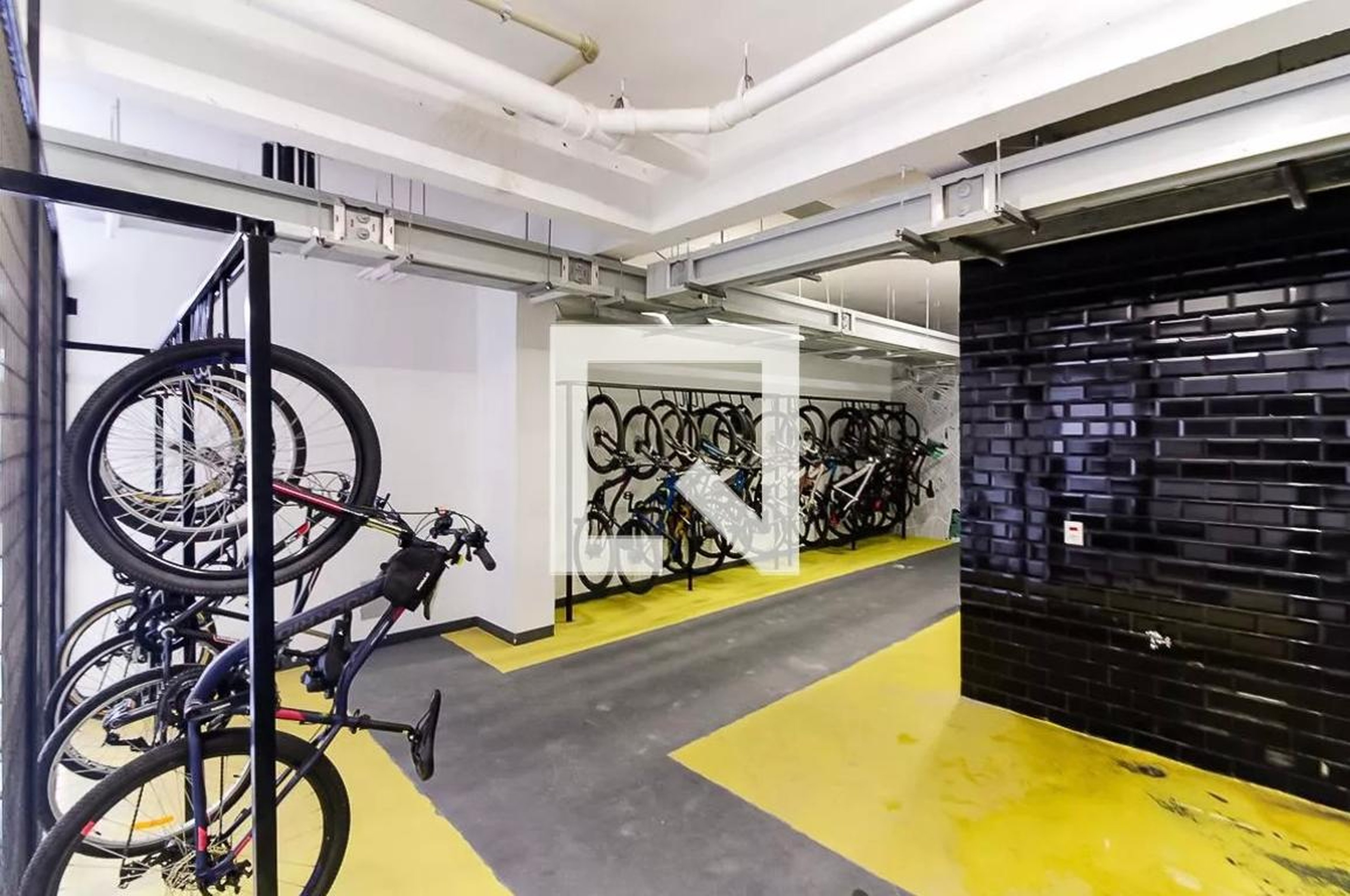 Bicicletario - My Square