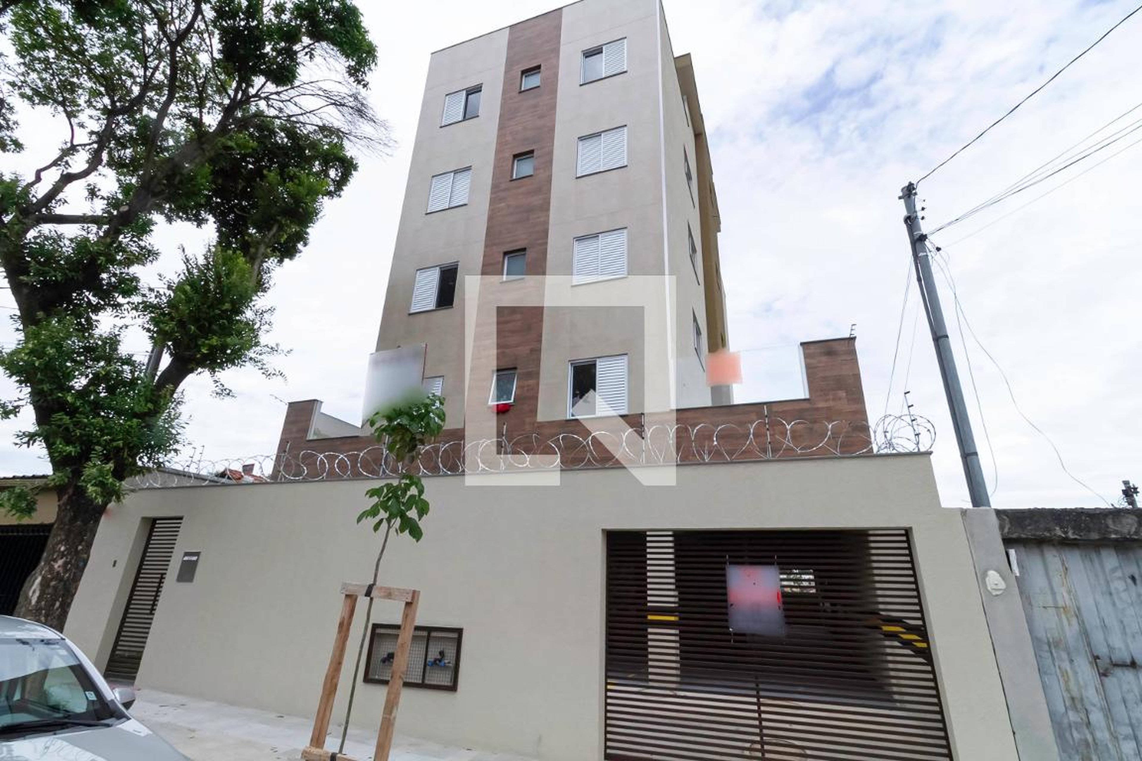 Fachada Condomínio em Rua Conceição da Aparecida, 322