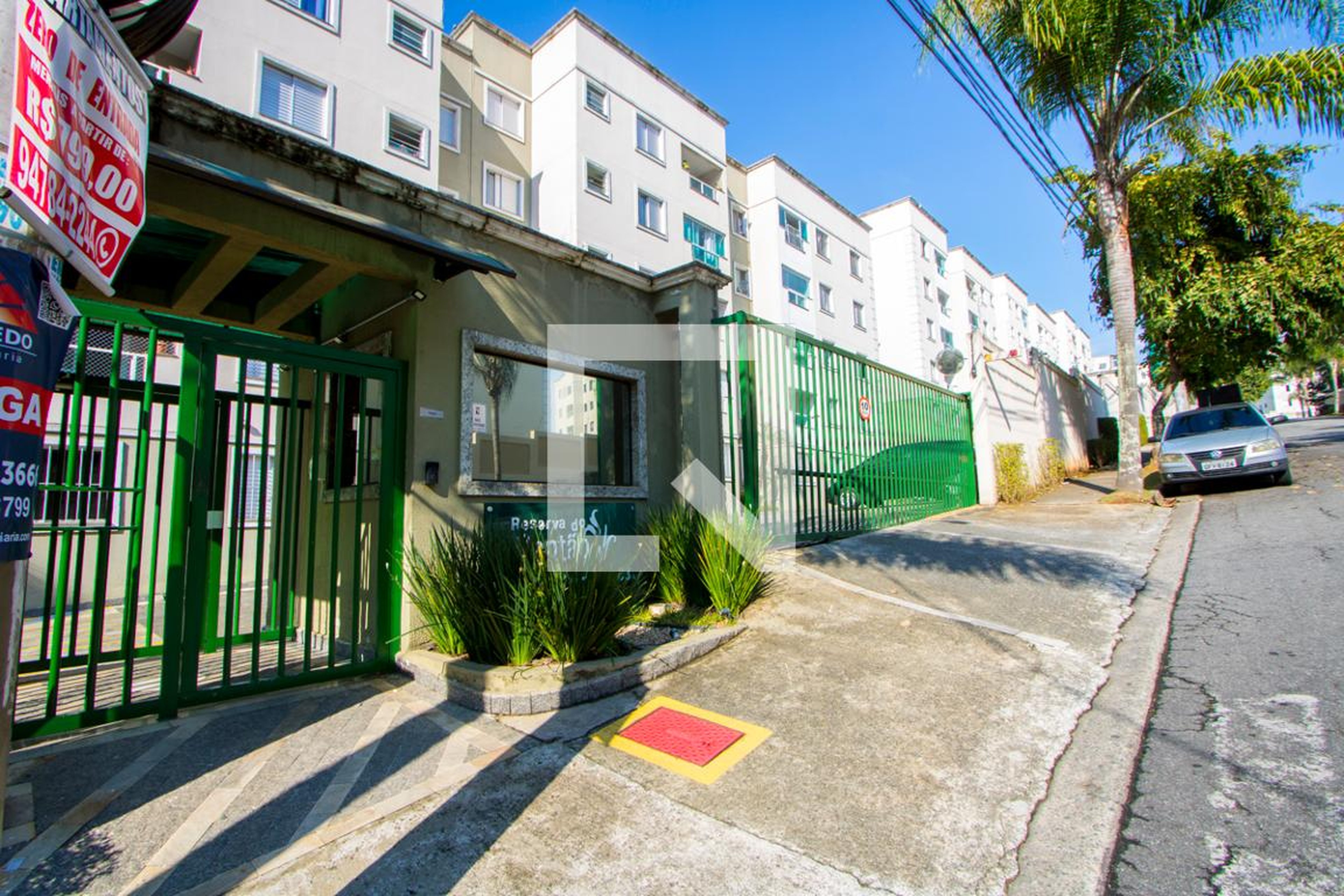 Fachada do condomínio Condomínio Reserva do Cantão