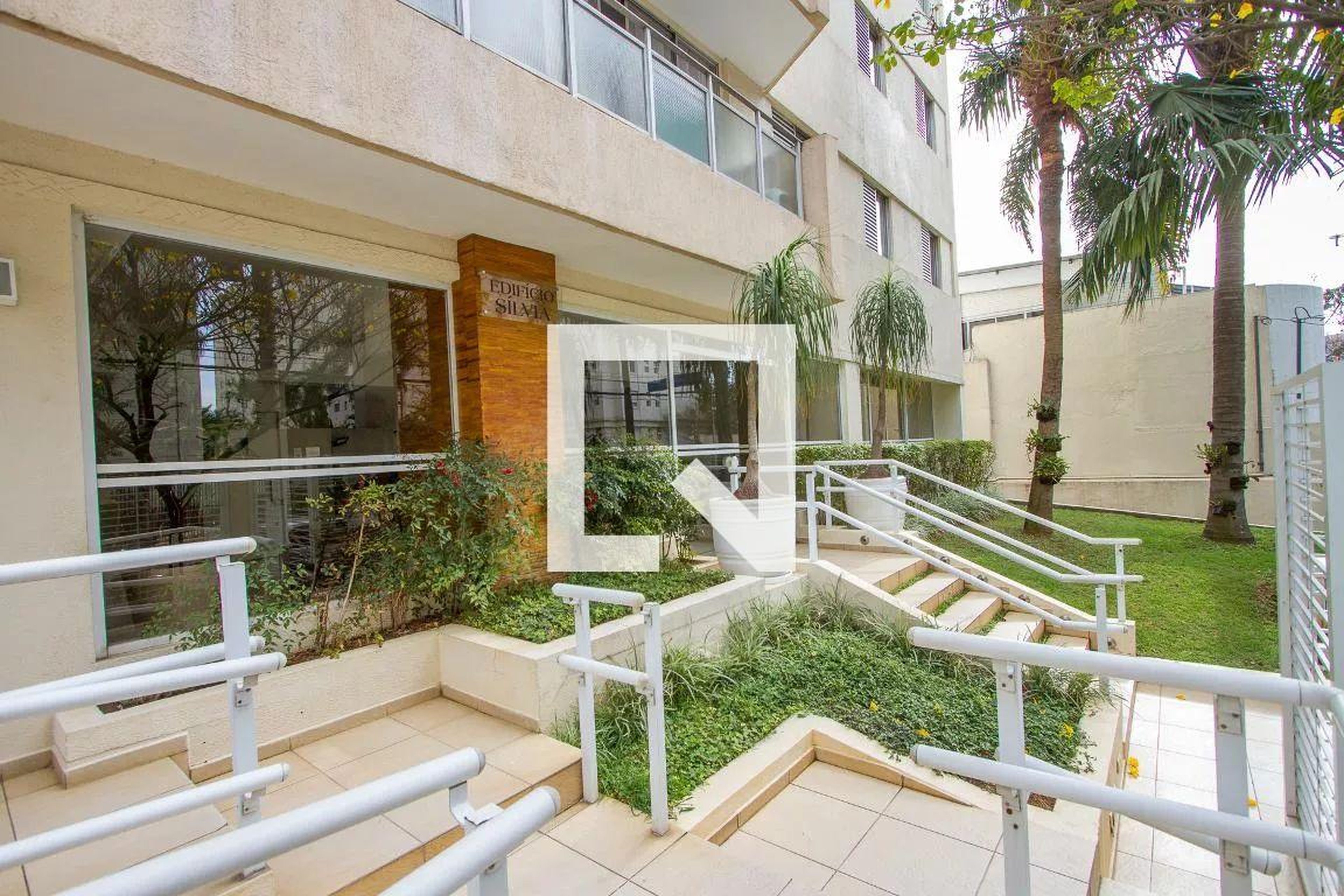 Entrada - Edifício Sílvia
