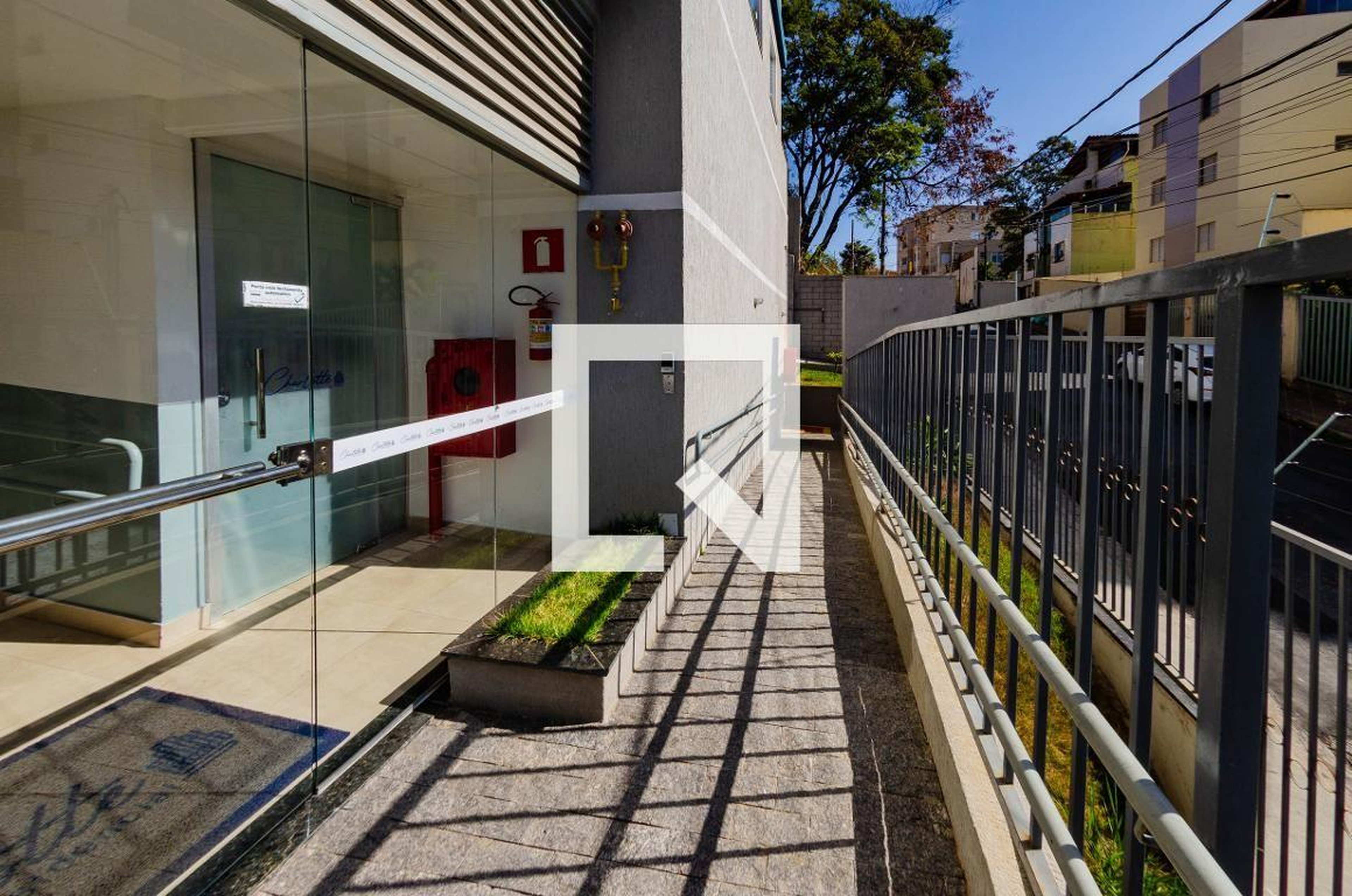 Entrada - Charlotte Residence