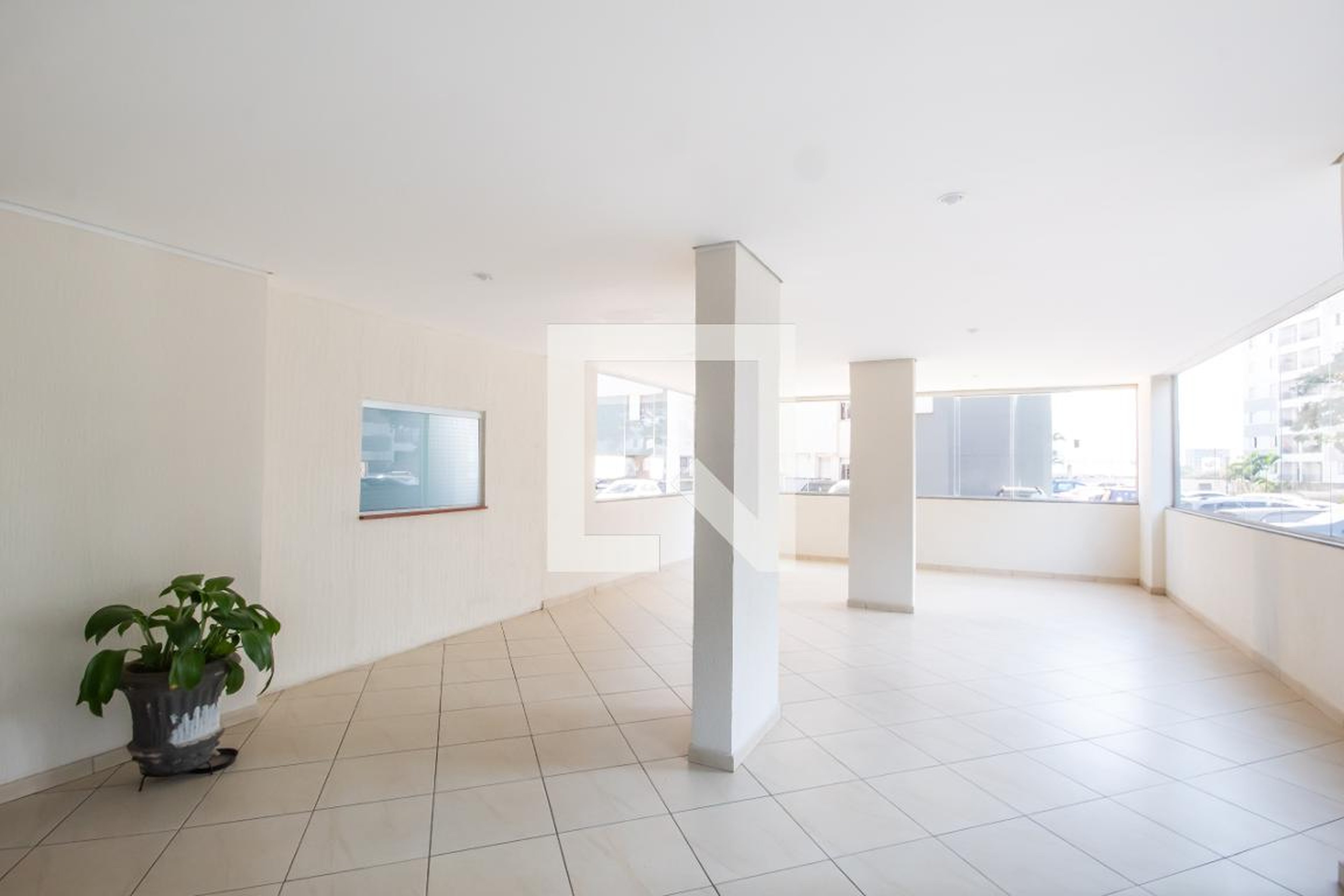 Hall de entrada - Parque dos Pinheiros