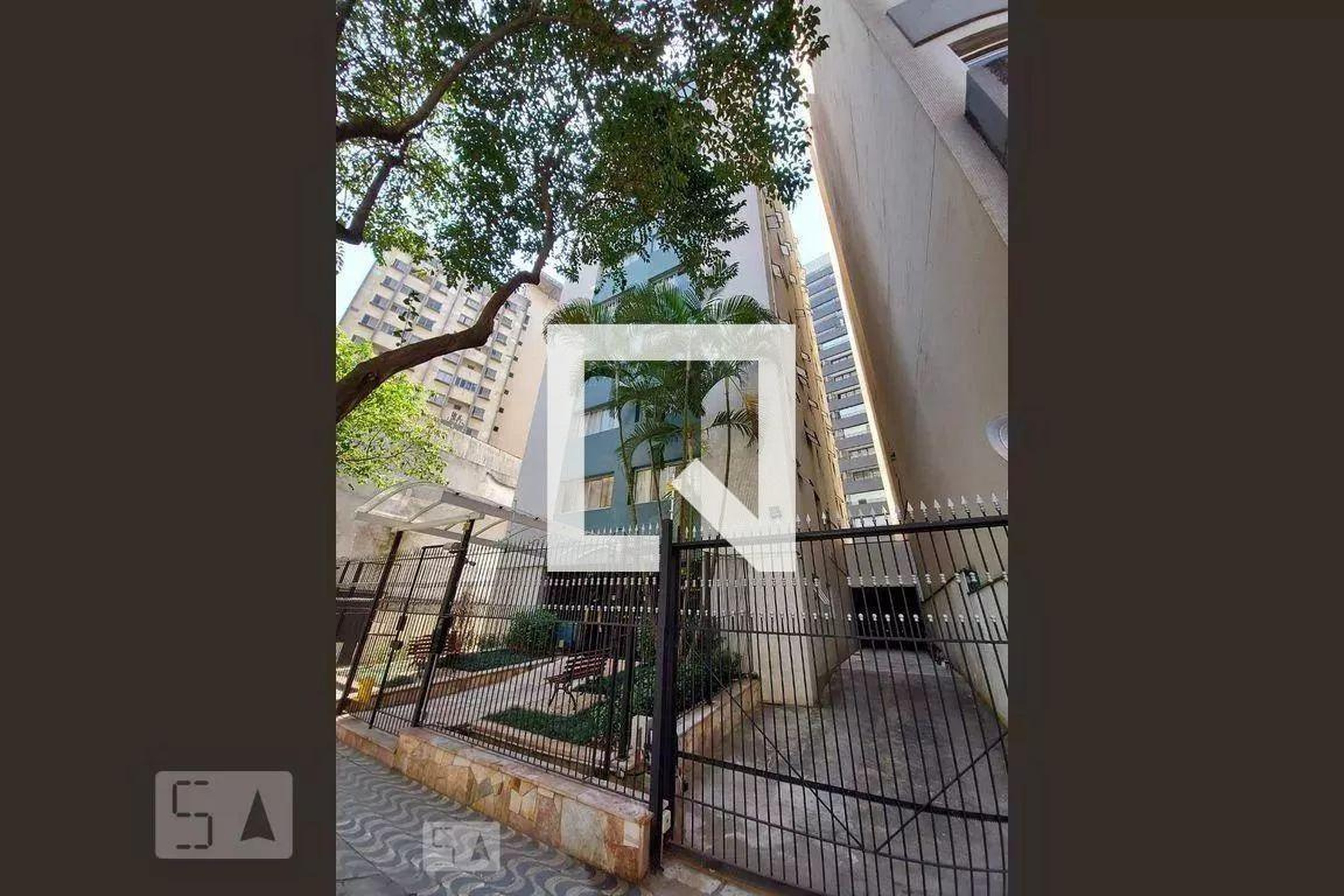 Fachada Condomínio em Rua Santo Amaro, 349