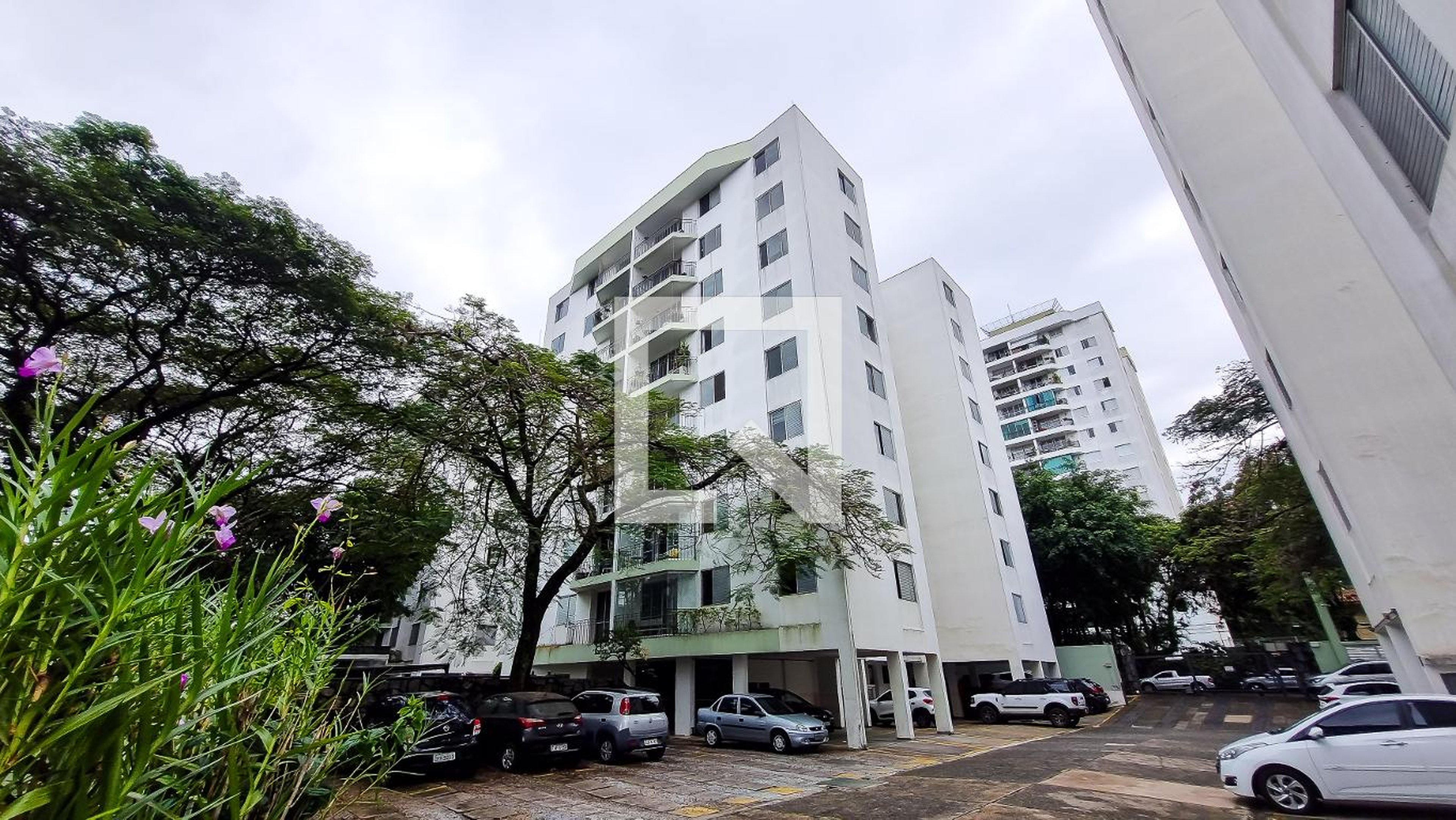 Fachada Condomínio Ile de France