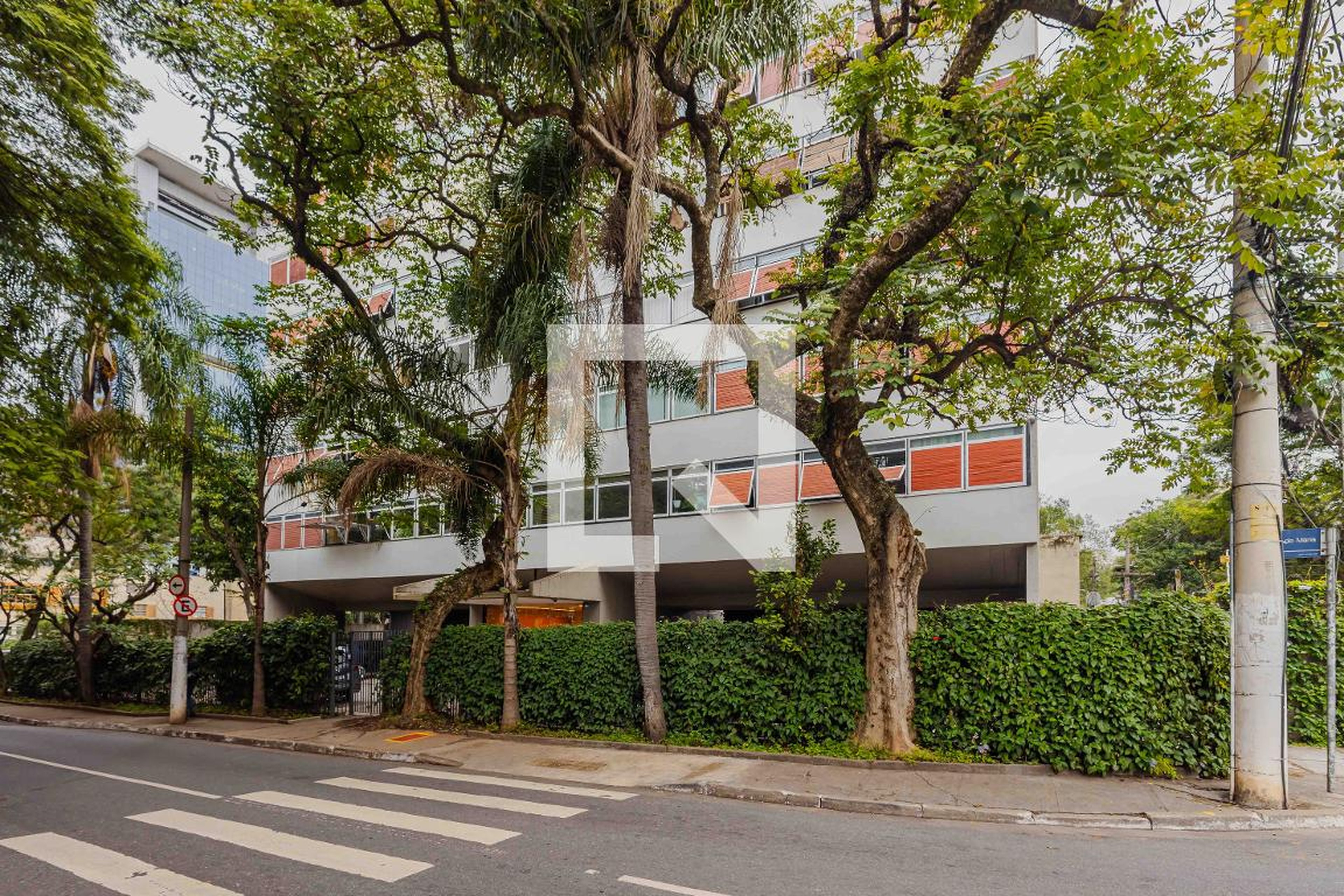 Fachada Condomínio Baviera