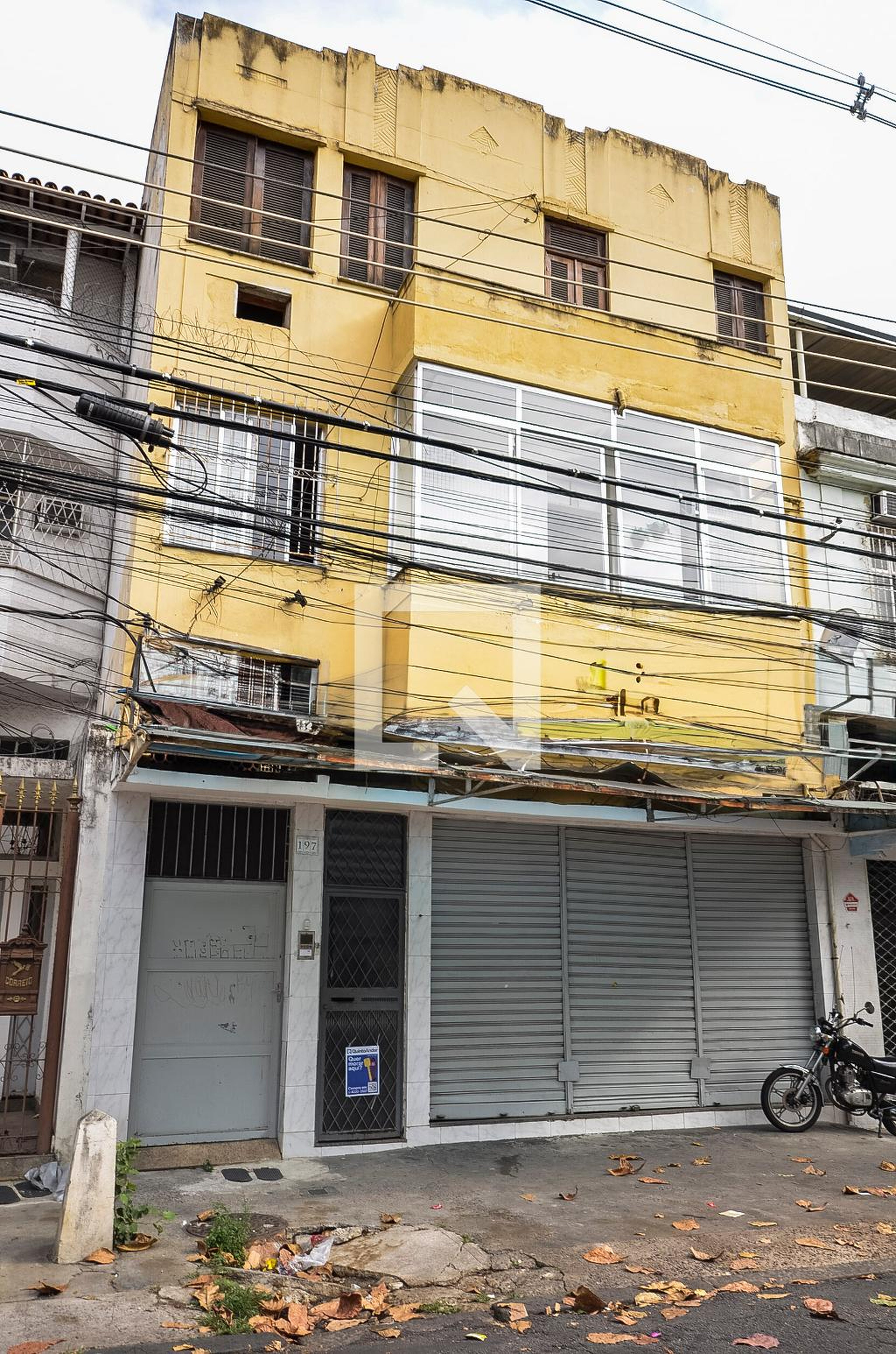 Fachada Condomínio em Rua Juíz de Fora, 197