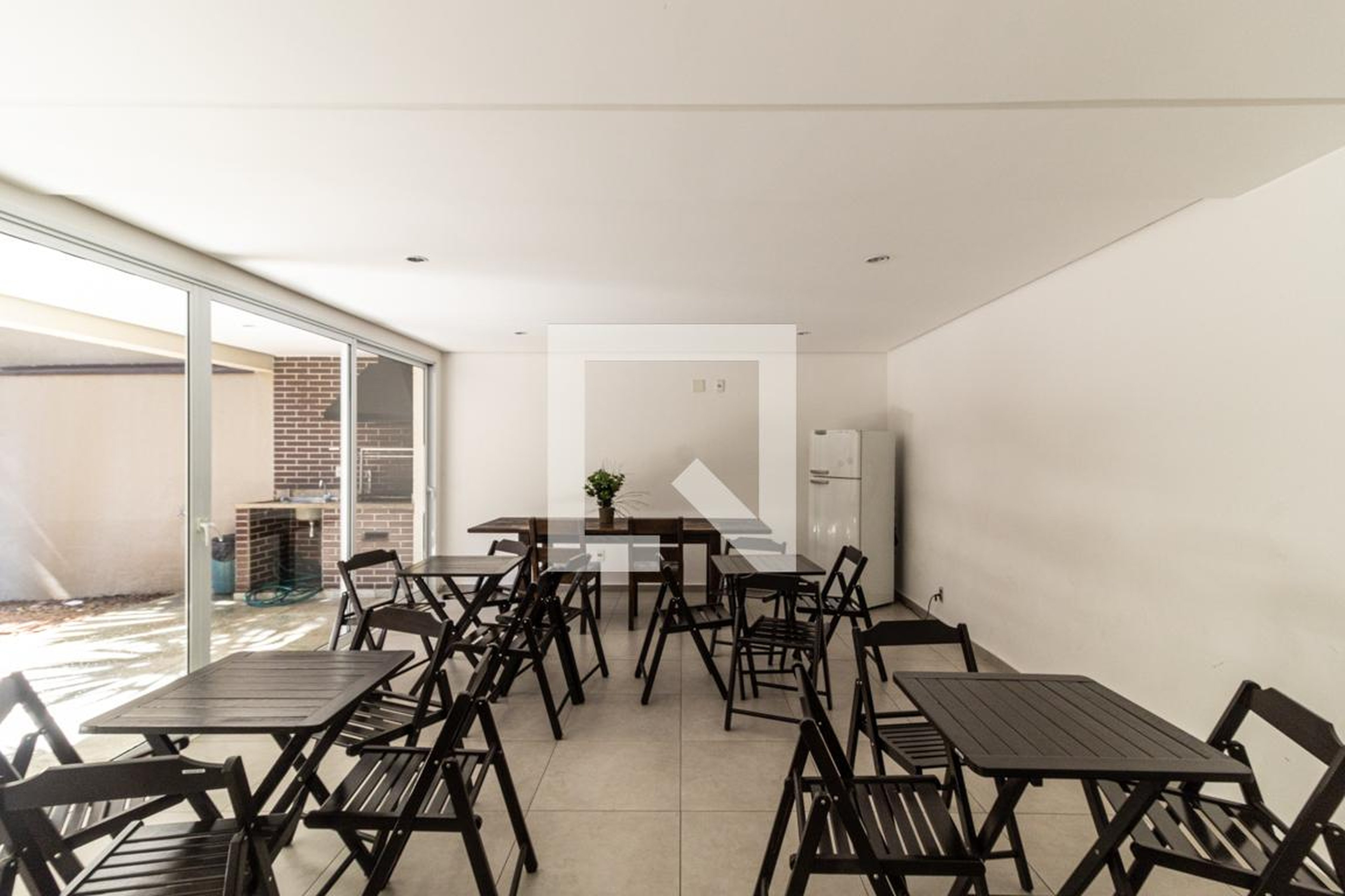 Salão de Festas - Leonardo Bernstein