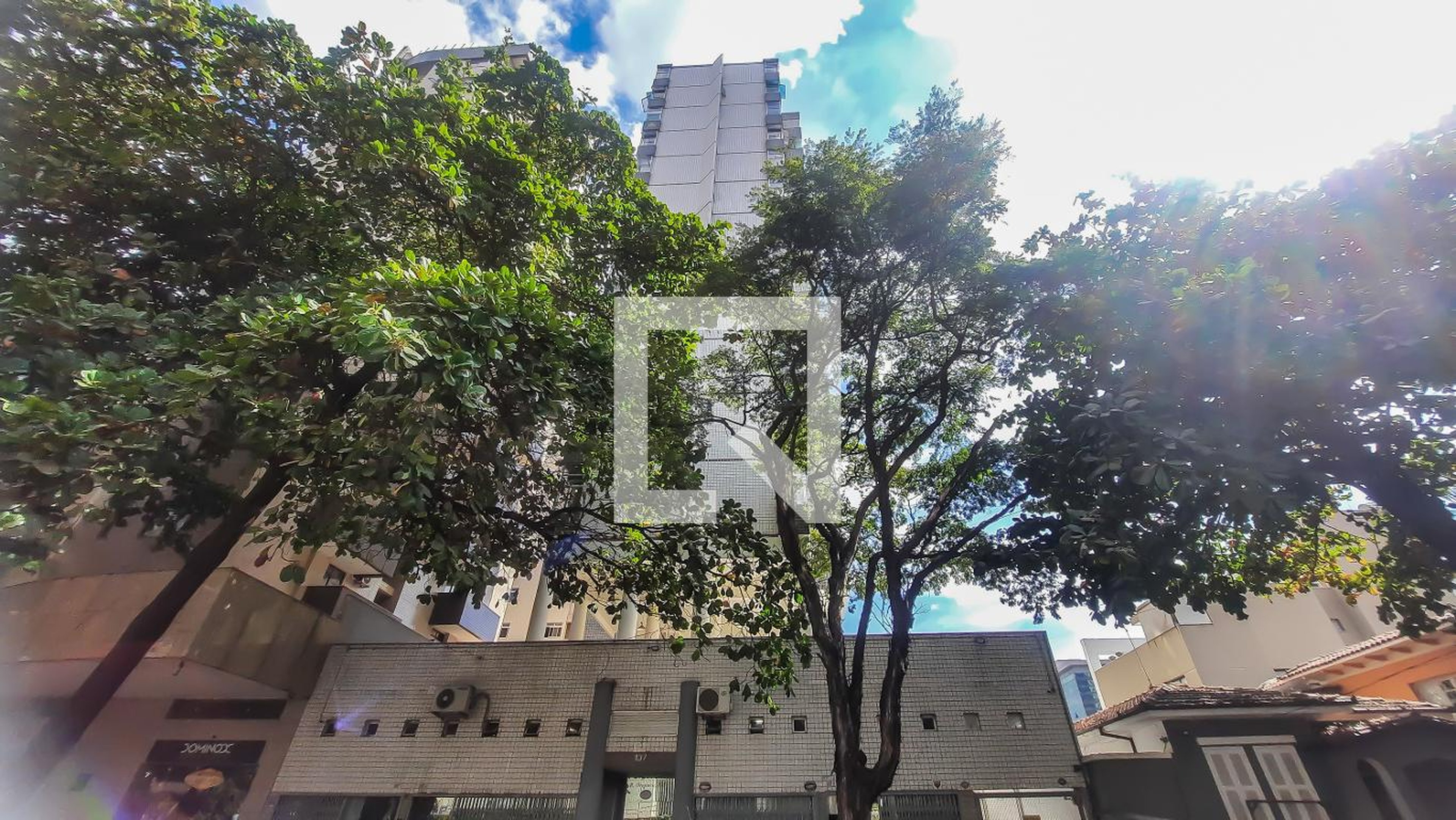 Fachada Condomínio em Rua Orenoco, 137