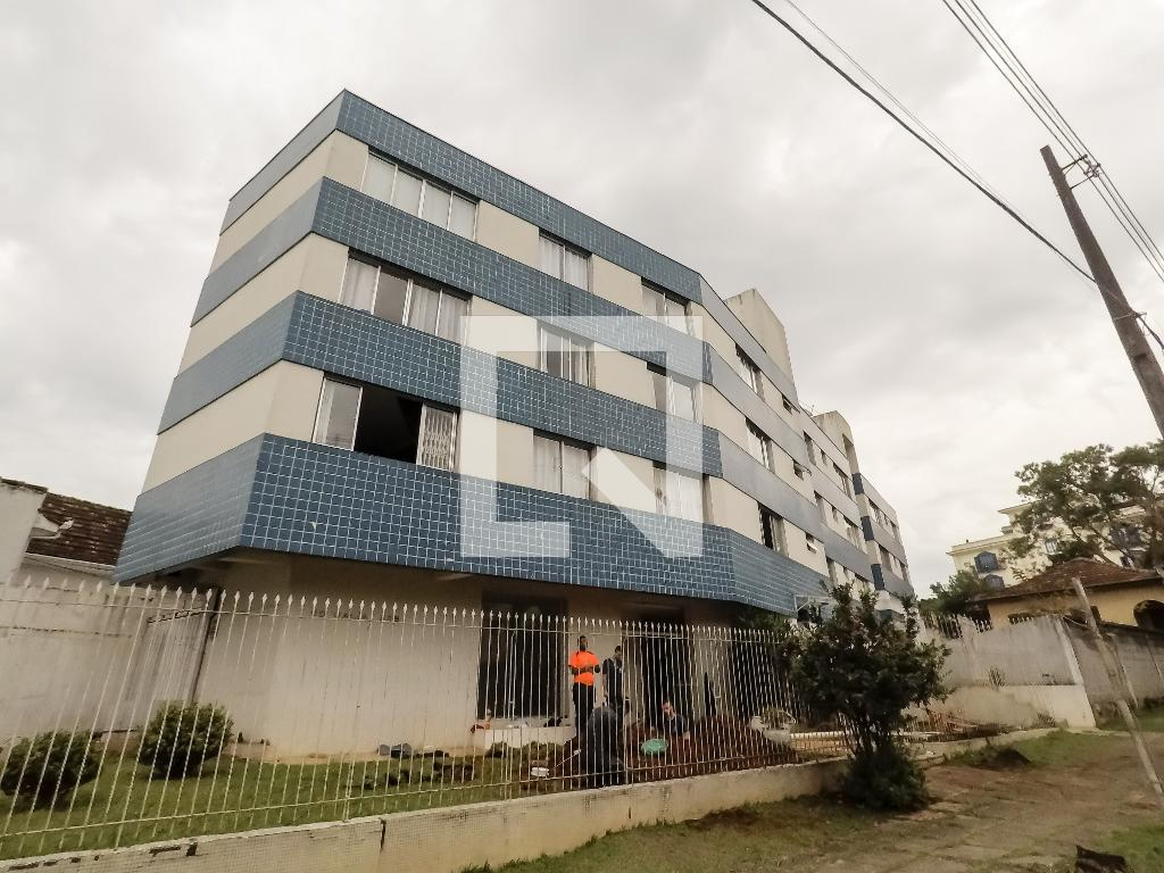 Fachada do Prédio Condomínio em Rua Floriano Essenfelder, 328
