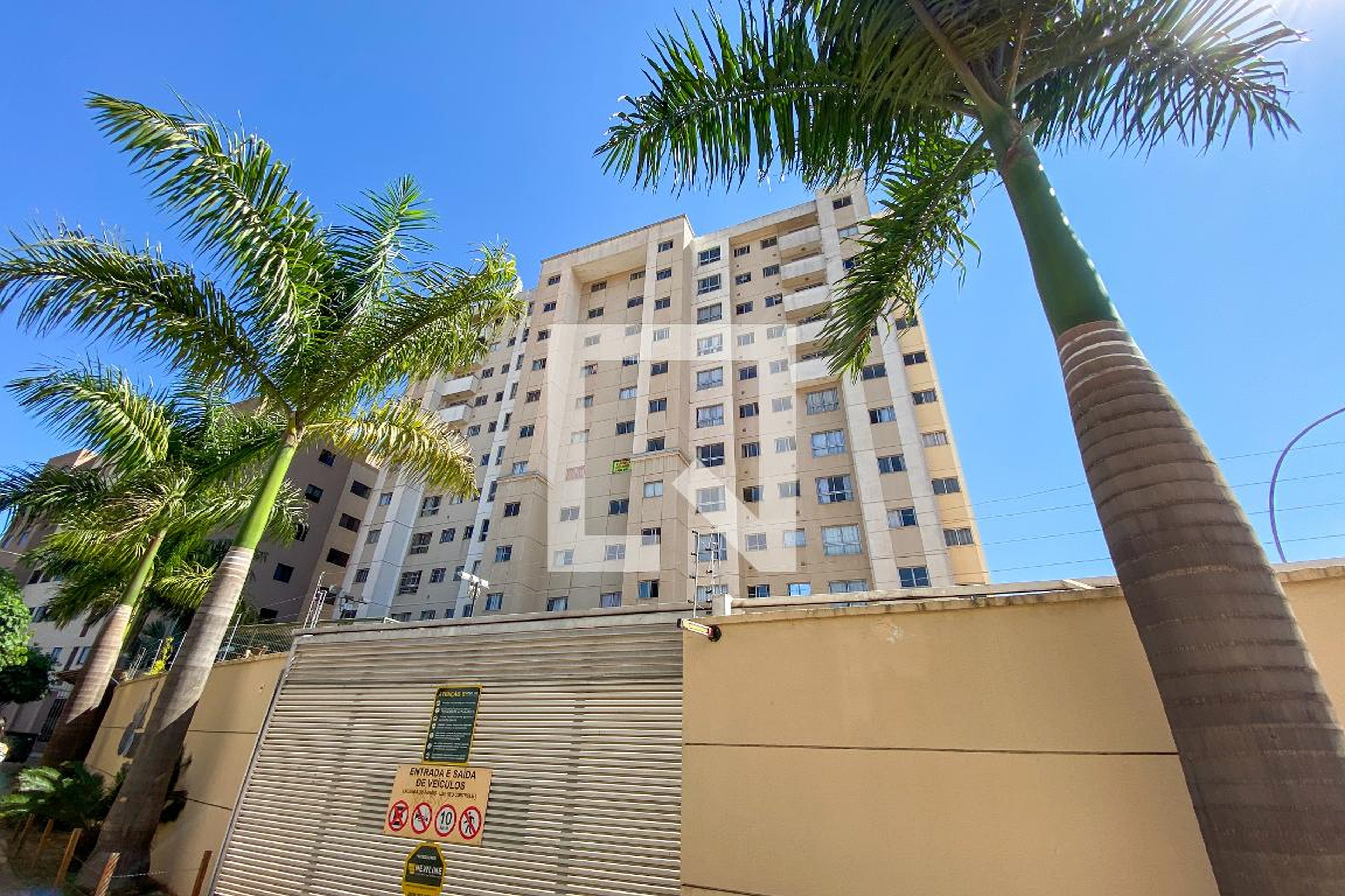 Fachada Condomínio em SAMAMBAIA NORTE QS 408 AE LT 1, s/n