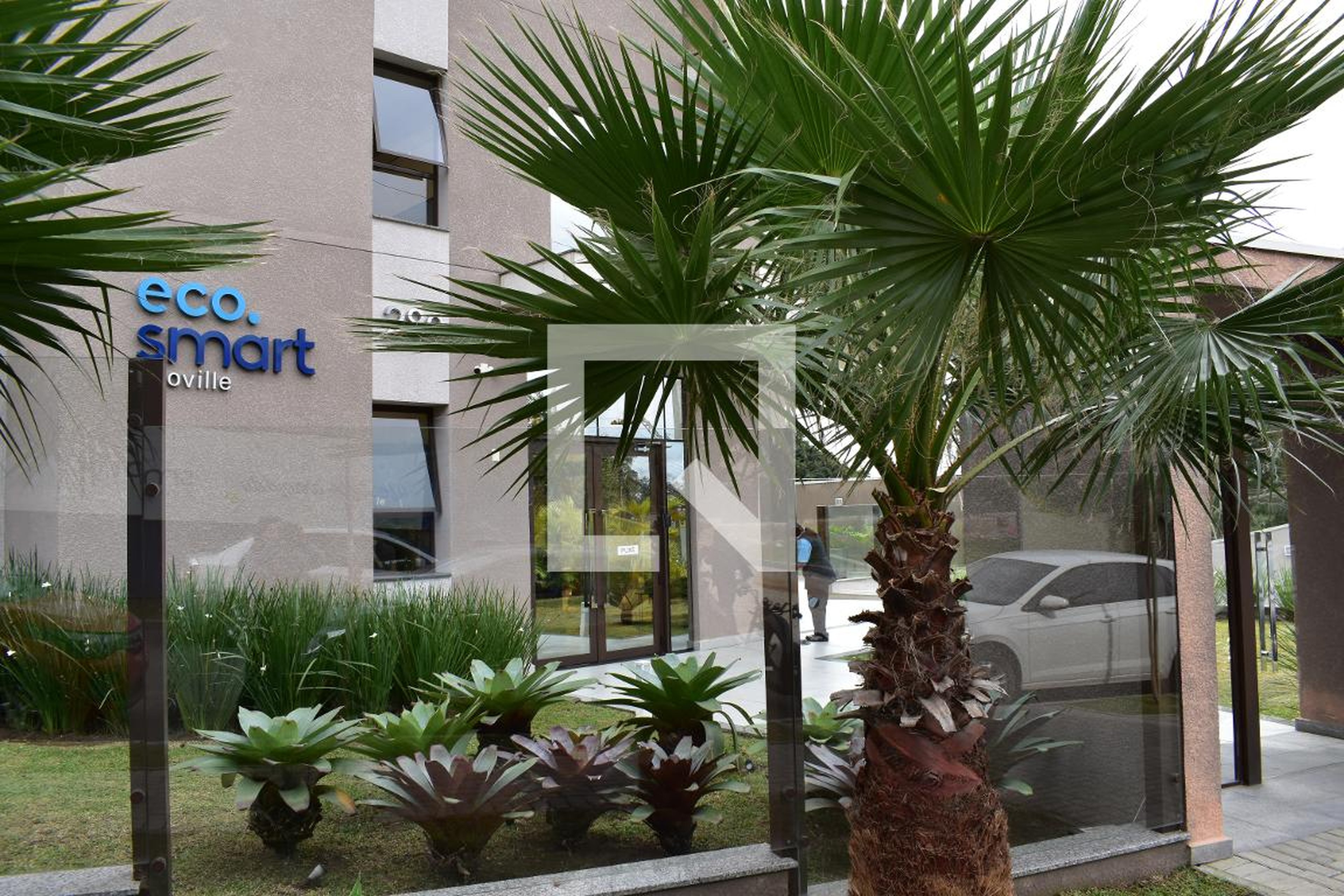 Fachada do condomínio Condomínio Eco Smart Ecoville
