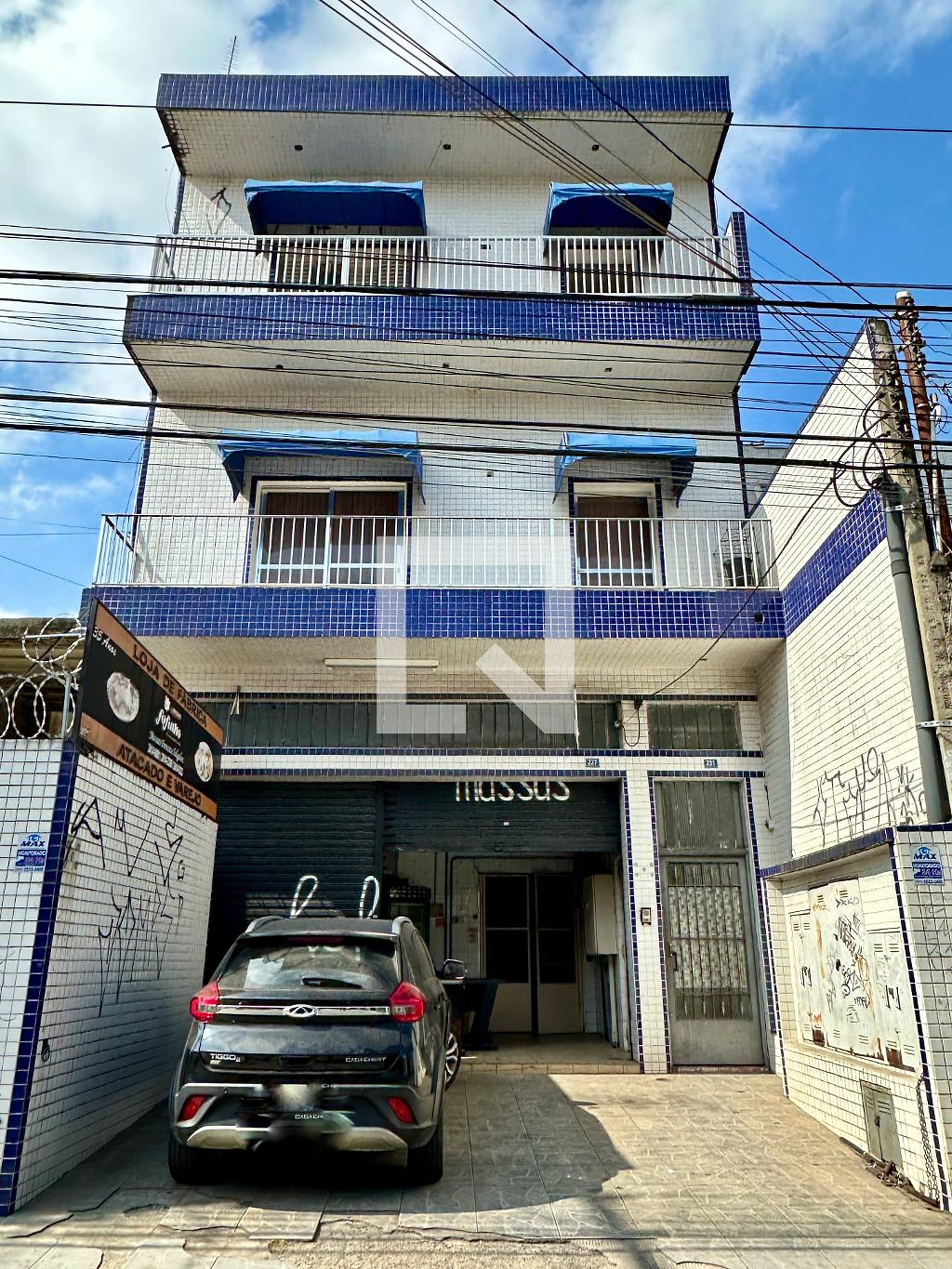 Fachada Condomínio em Rua Cabo Antônio Pereira da Silva, 227