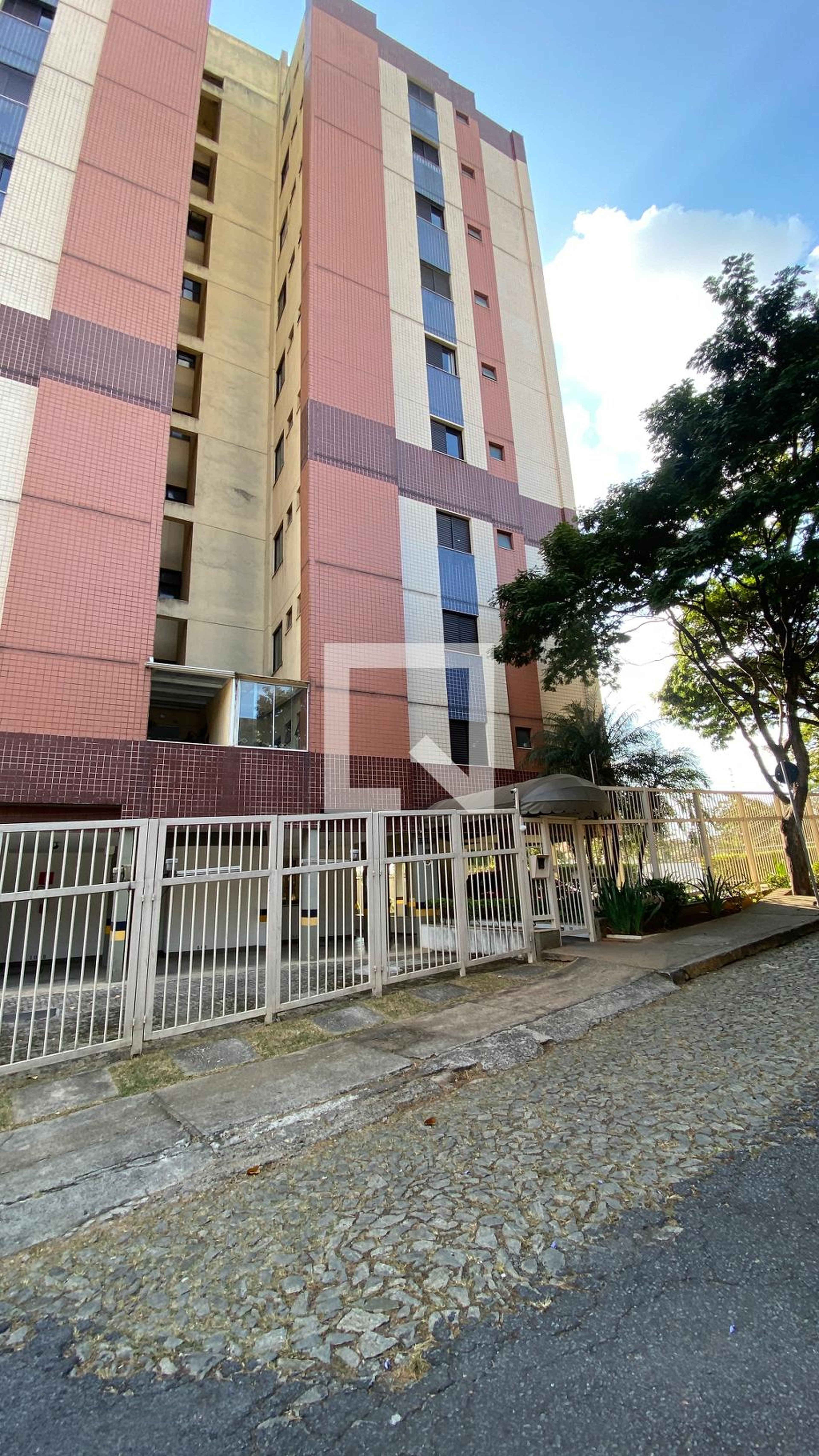 Fachada do Prédio Edifício Park Royal