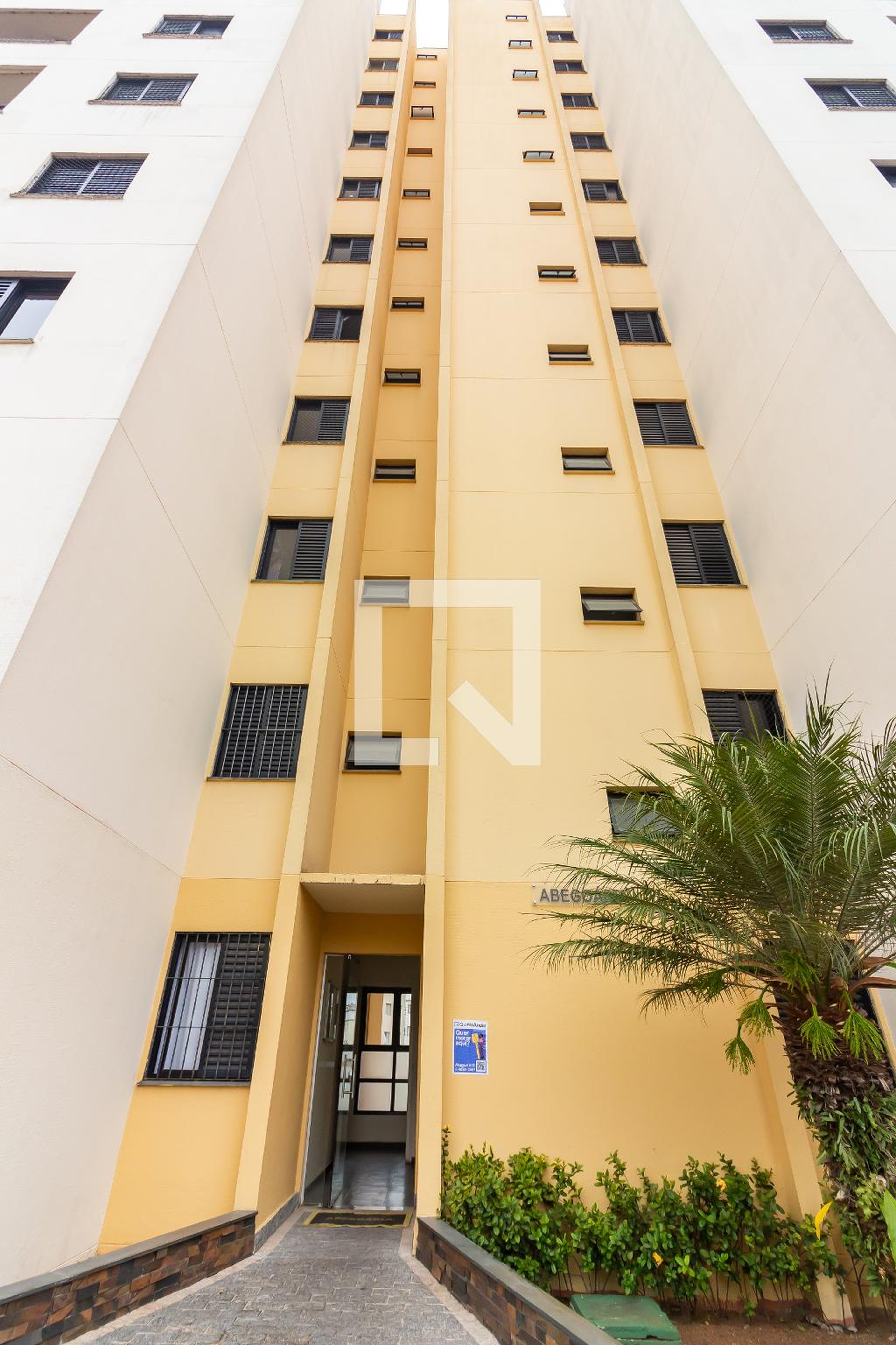 Fachada Condomínio em Avenida Doná Blandina Ignêz Júlio, 871