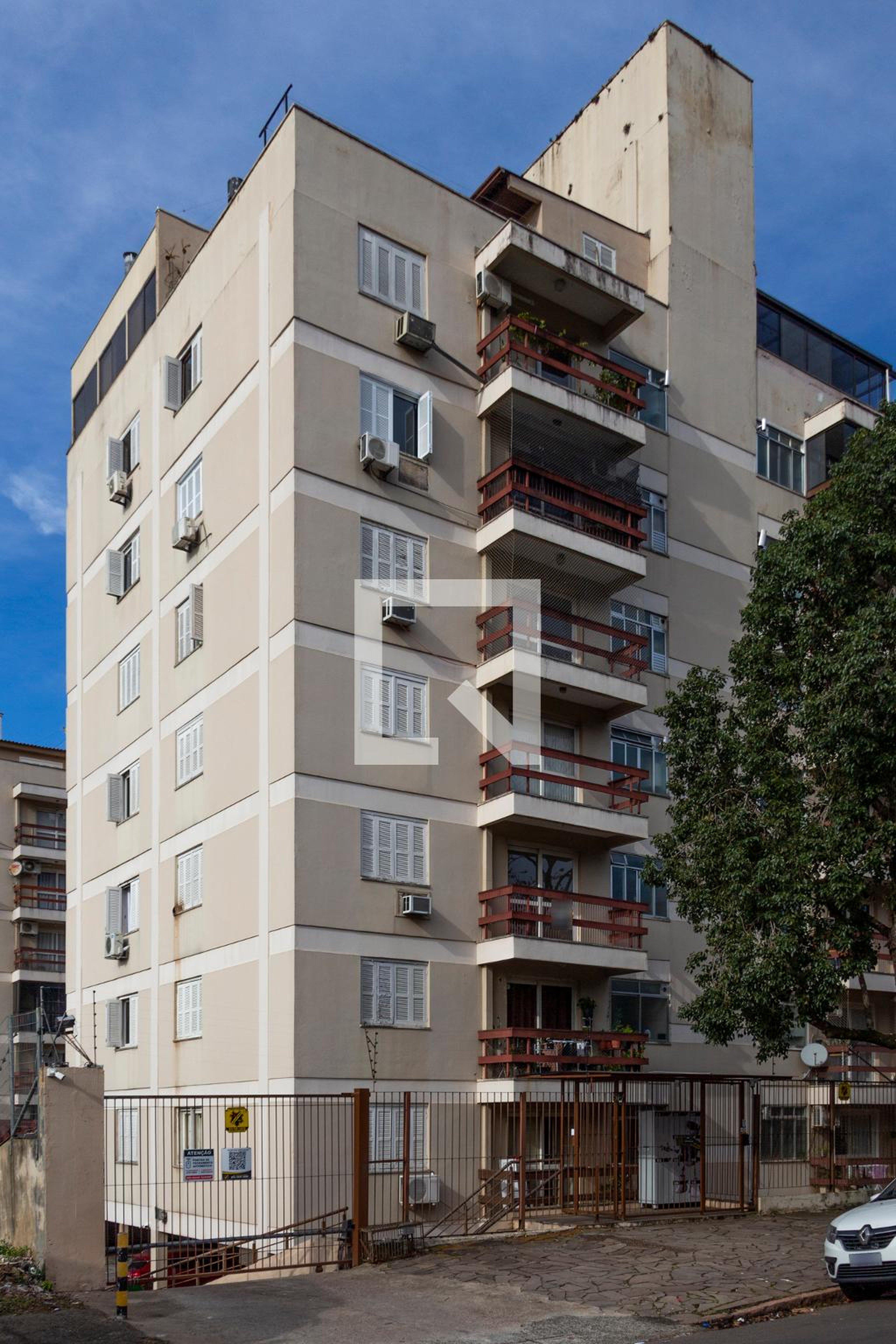 Fachada do Prédio Condomínio em Rua Dário Totta, 514