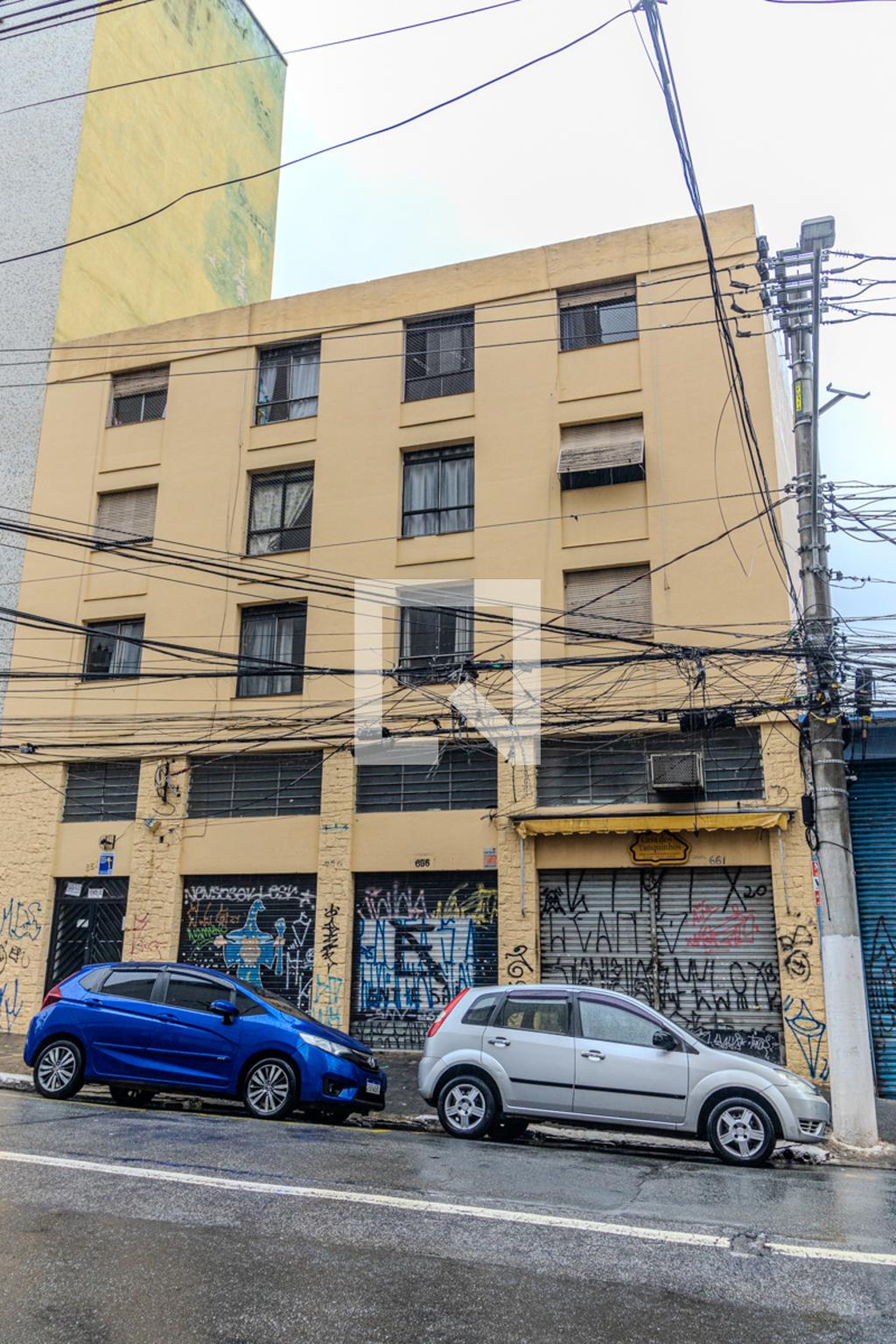 Fachada Condomínio em Rua Barão de Campinas, 651