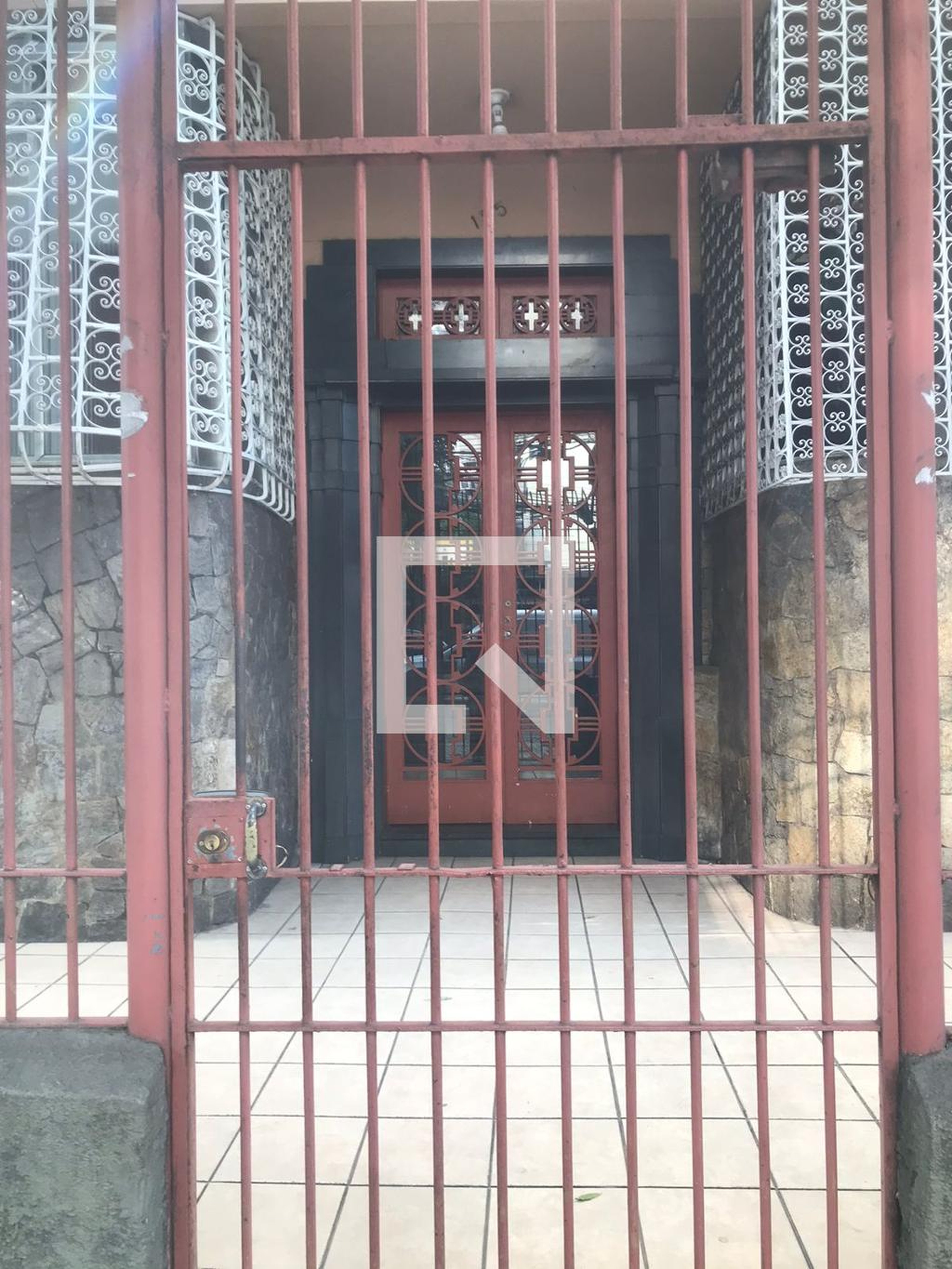 Fachada do Prédio Condomínio em Rua Haddock Lobo, 135