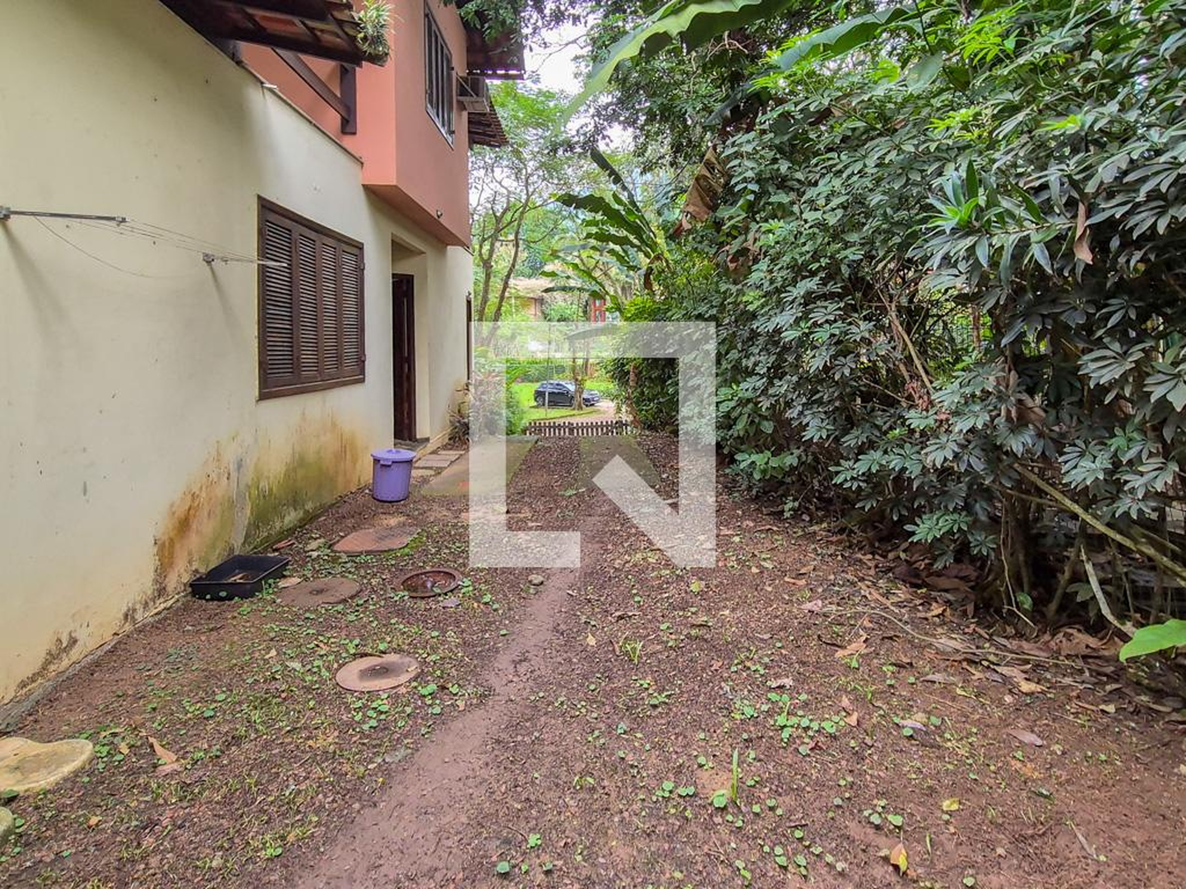 Área externa - Fazendinha