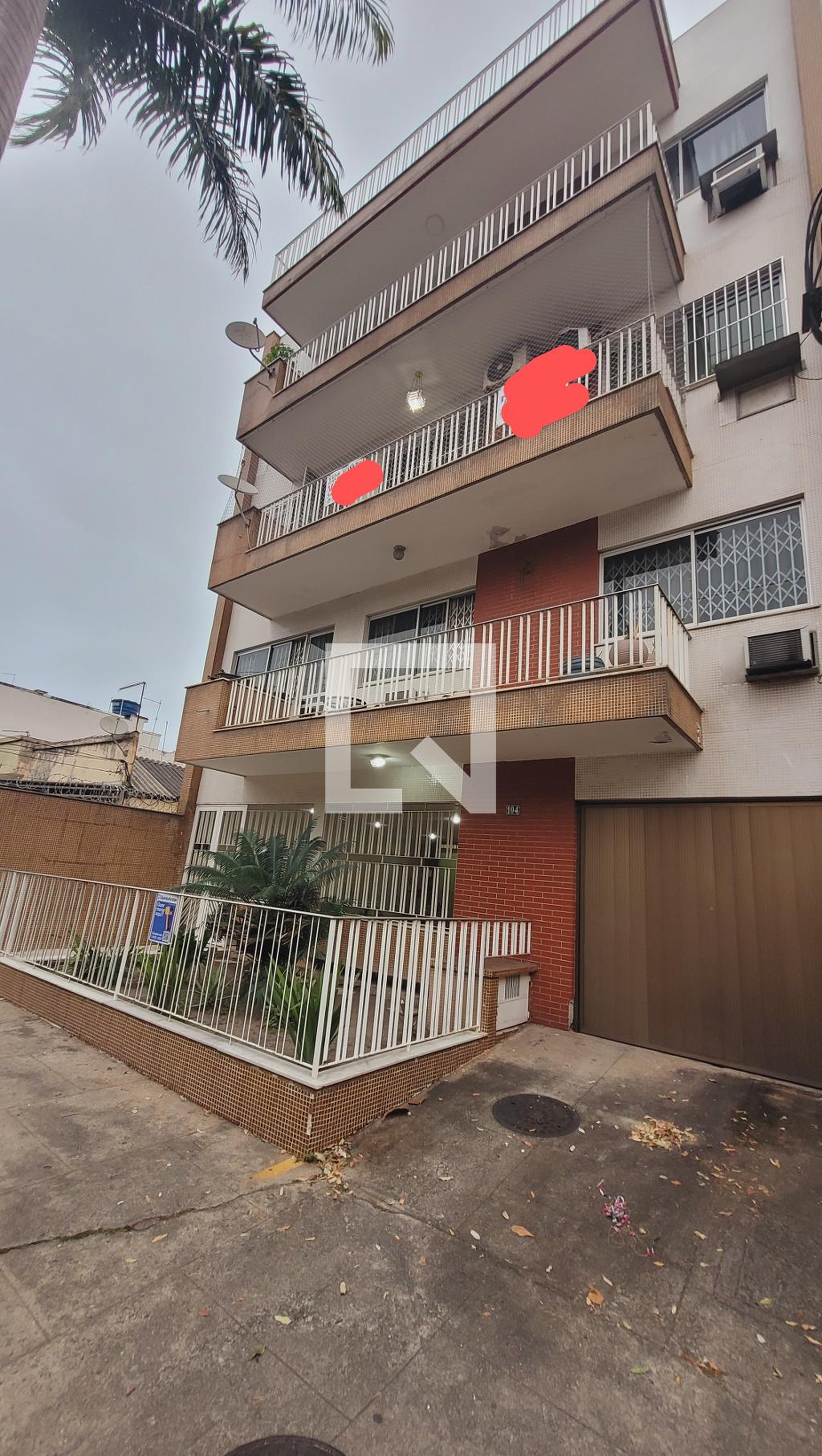 Fachada Condomínio em Rua Tejupa, 104