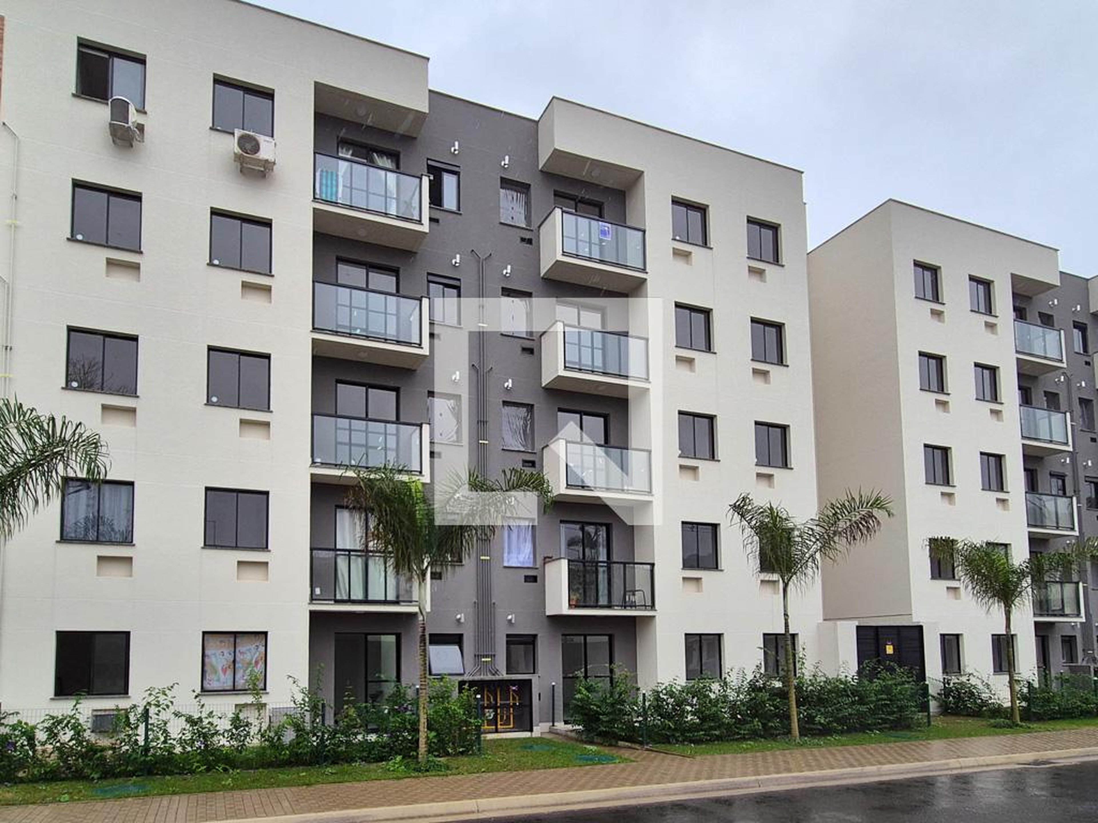 Fachada Condomínio em Estrada do Sacarrão, 624