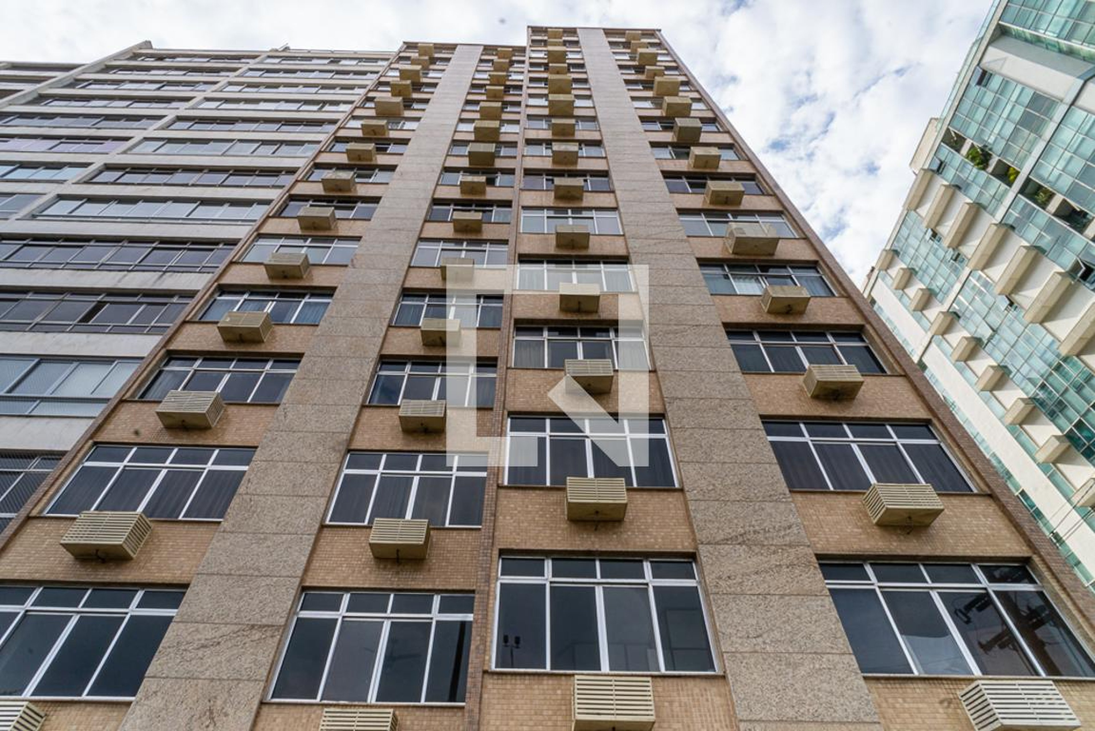 Fachada Condomínio Agulhas Negras