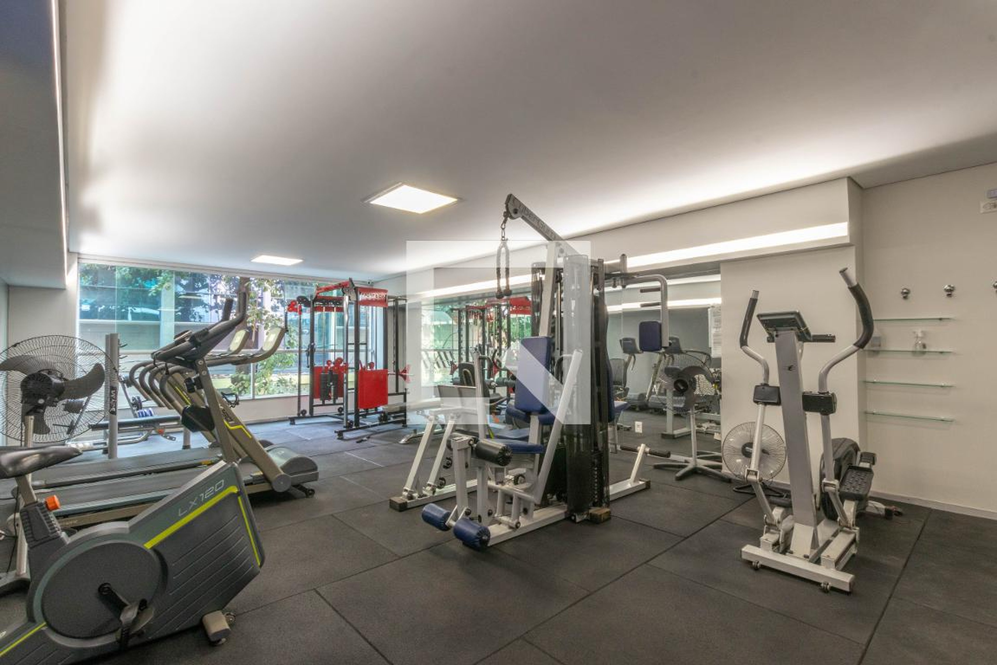 Academia - Lourdes Lifestyle