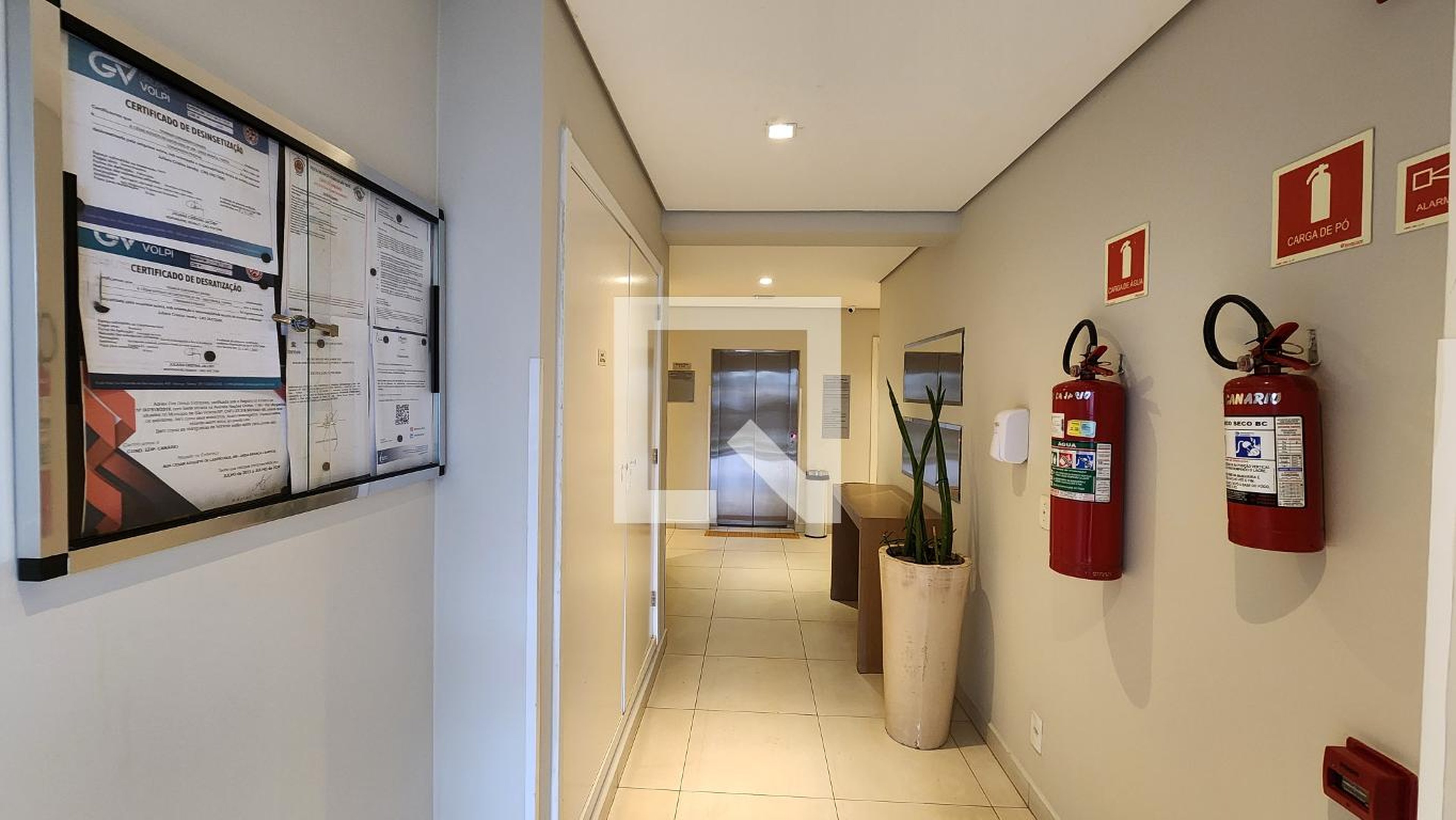 Área comum - Canário