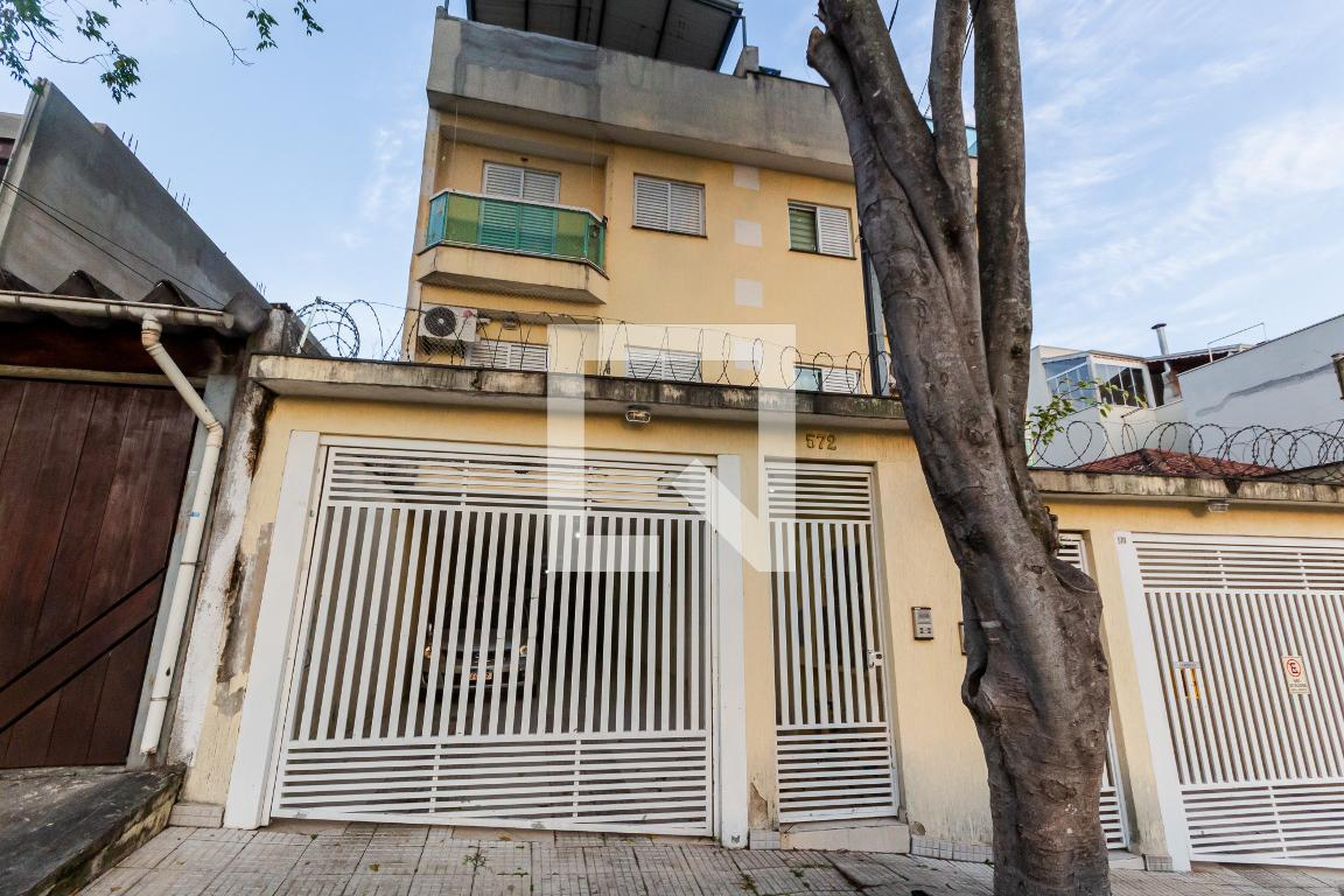 Fachada Condomínio em Rua Santo Antônio, 572