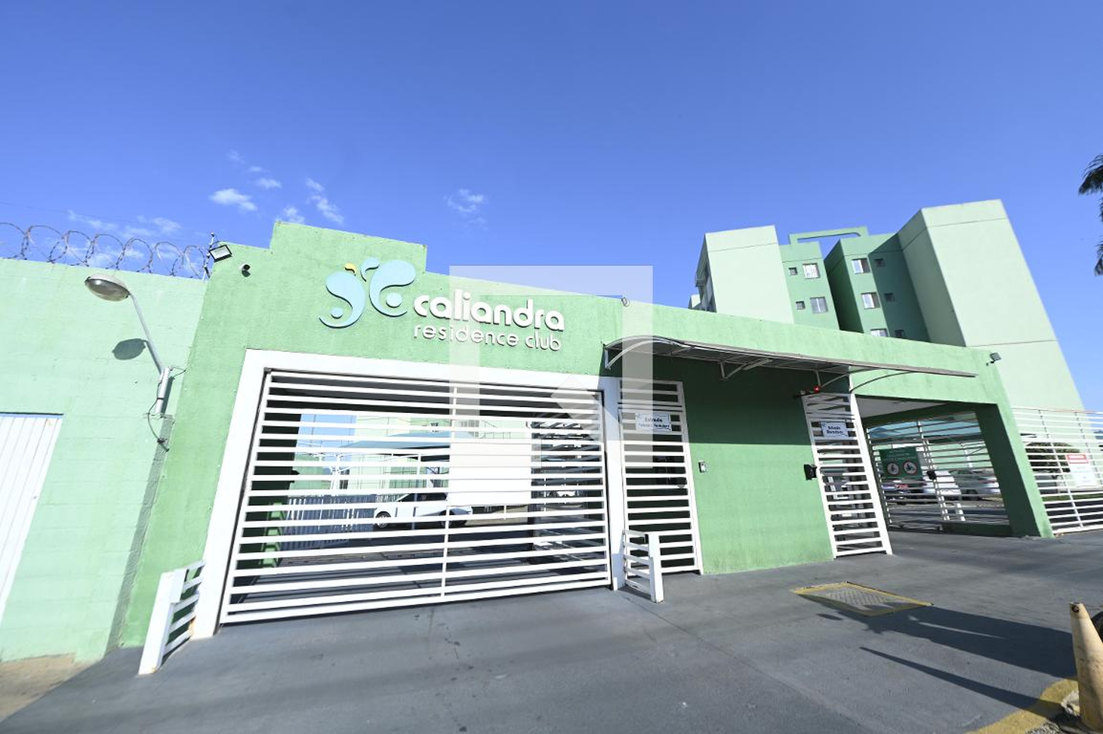 Fachada Condomínio em Avenida Perimetral Oeste, 4