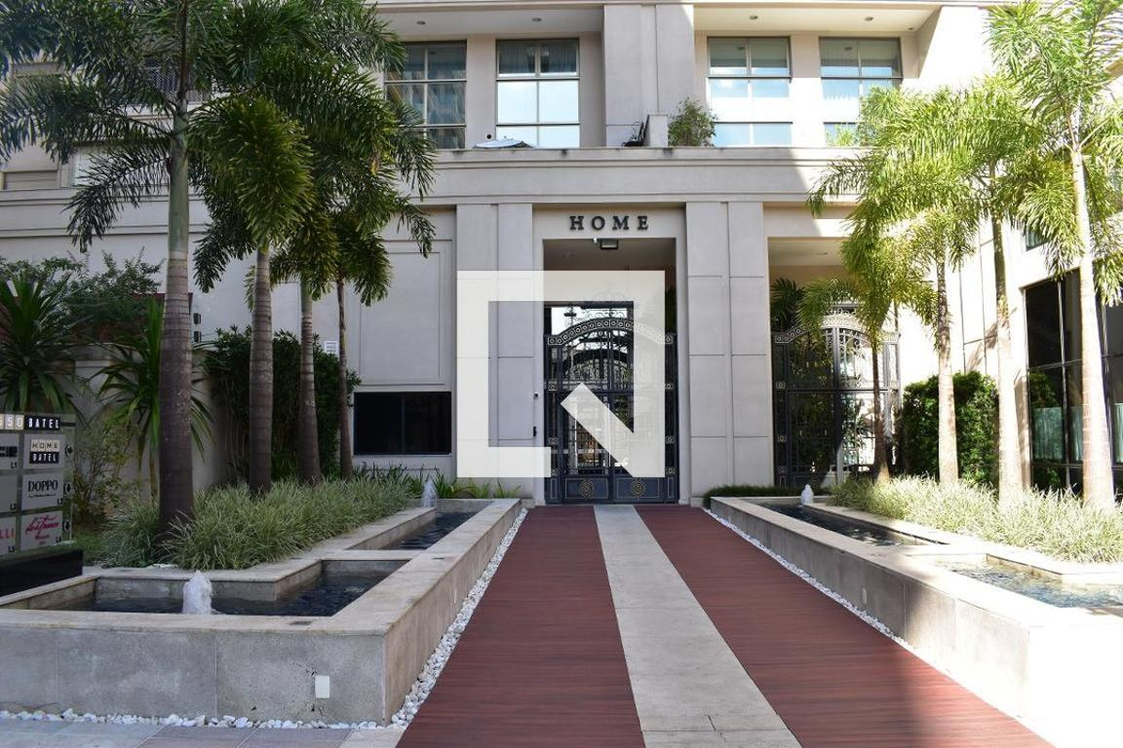 Fachada do Condomínio Condomínio Batel Home