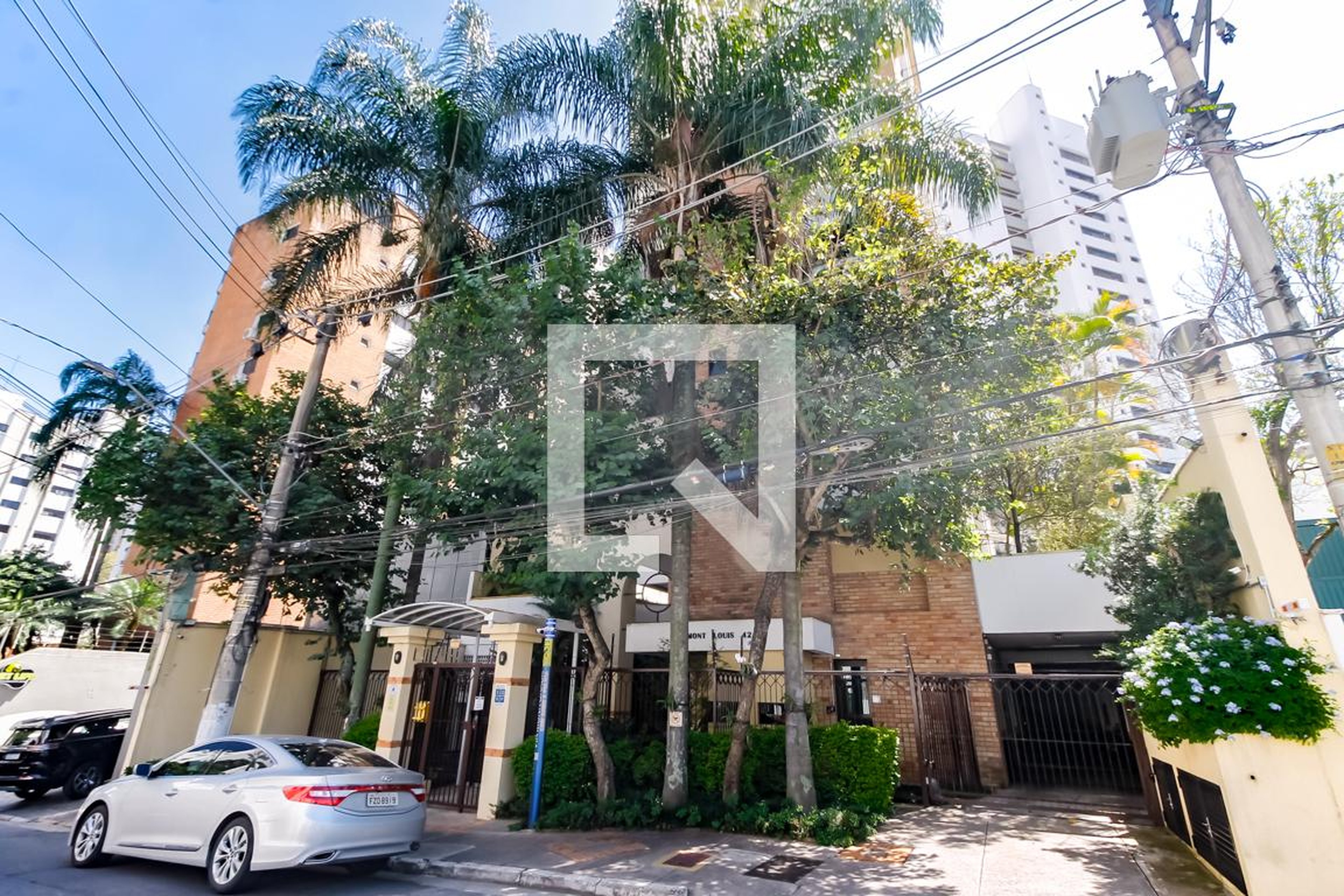 Fachada do Prédio Condomínio Mont Louis